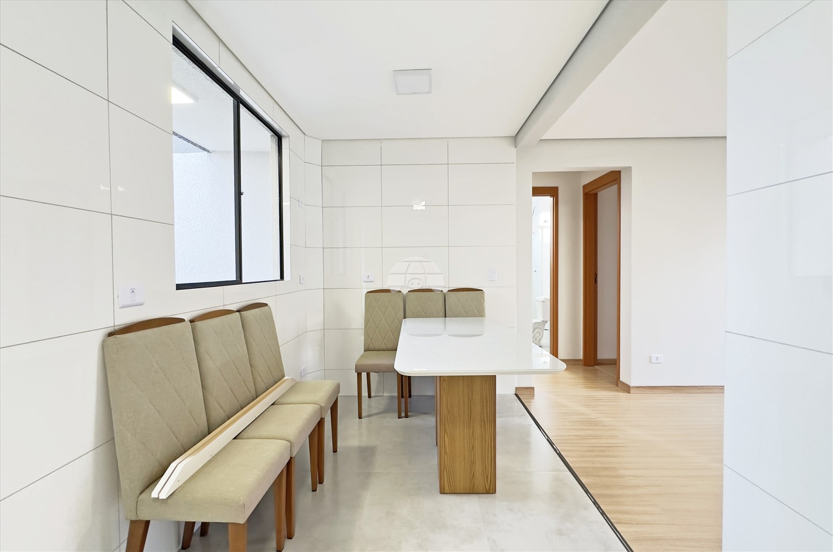 Apartamento para alugar em Vila Santa Helena, Colombo — Portal Chave Fácil