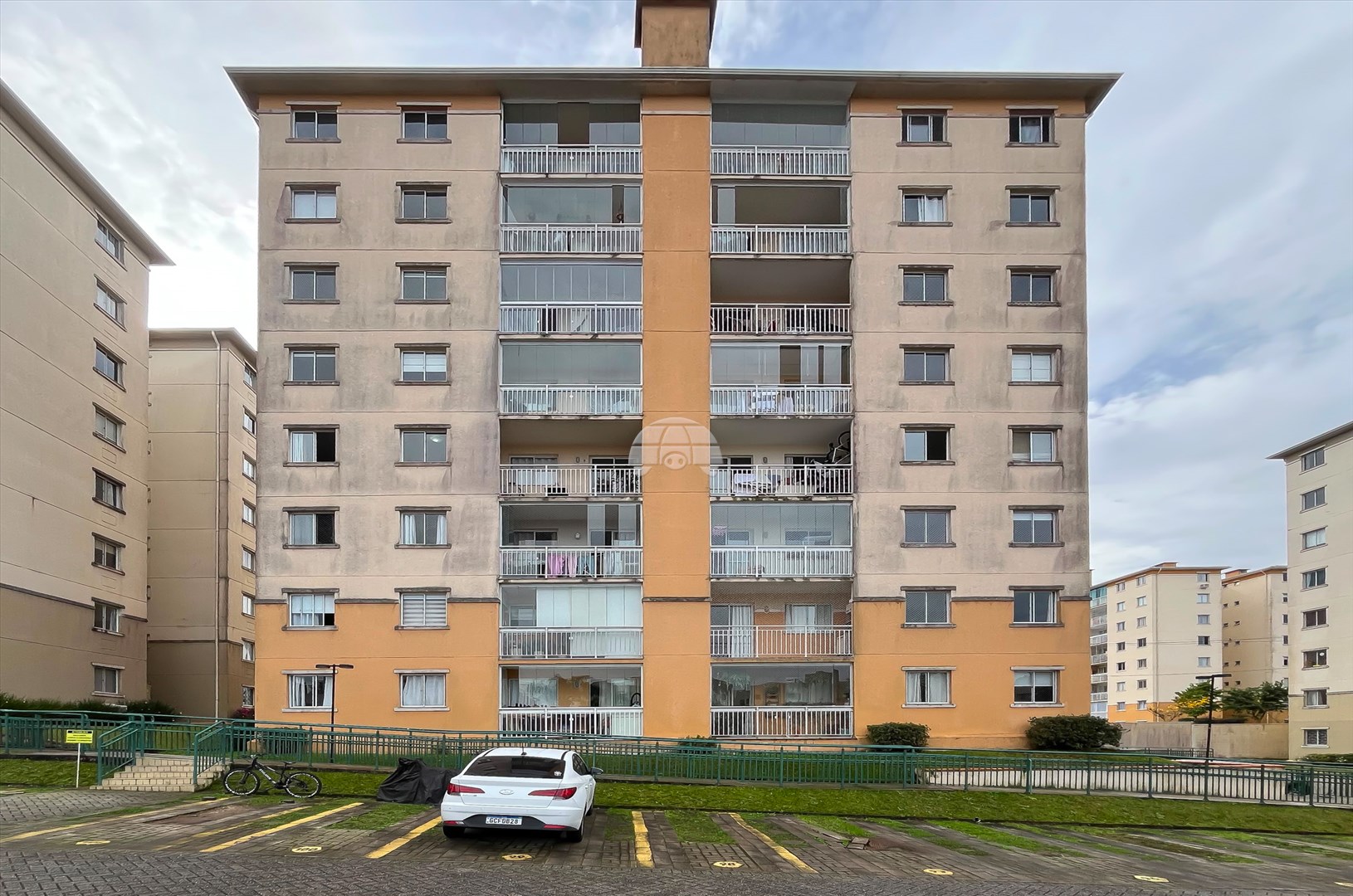 Apartamento para alugar em Capão Raso, Curitiba — Portal Chave Fácil