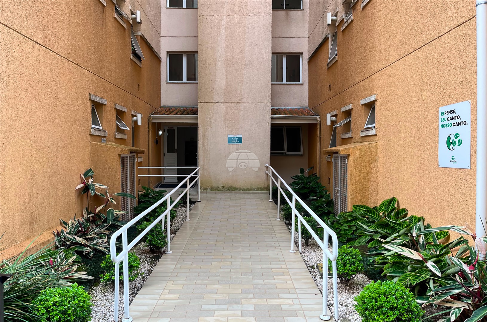 Apartamento para alugar em Capão Raso, Curitiba — Portal Chave Fácil