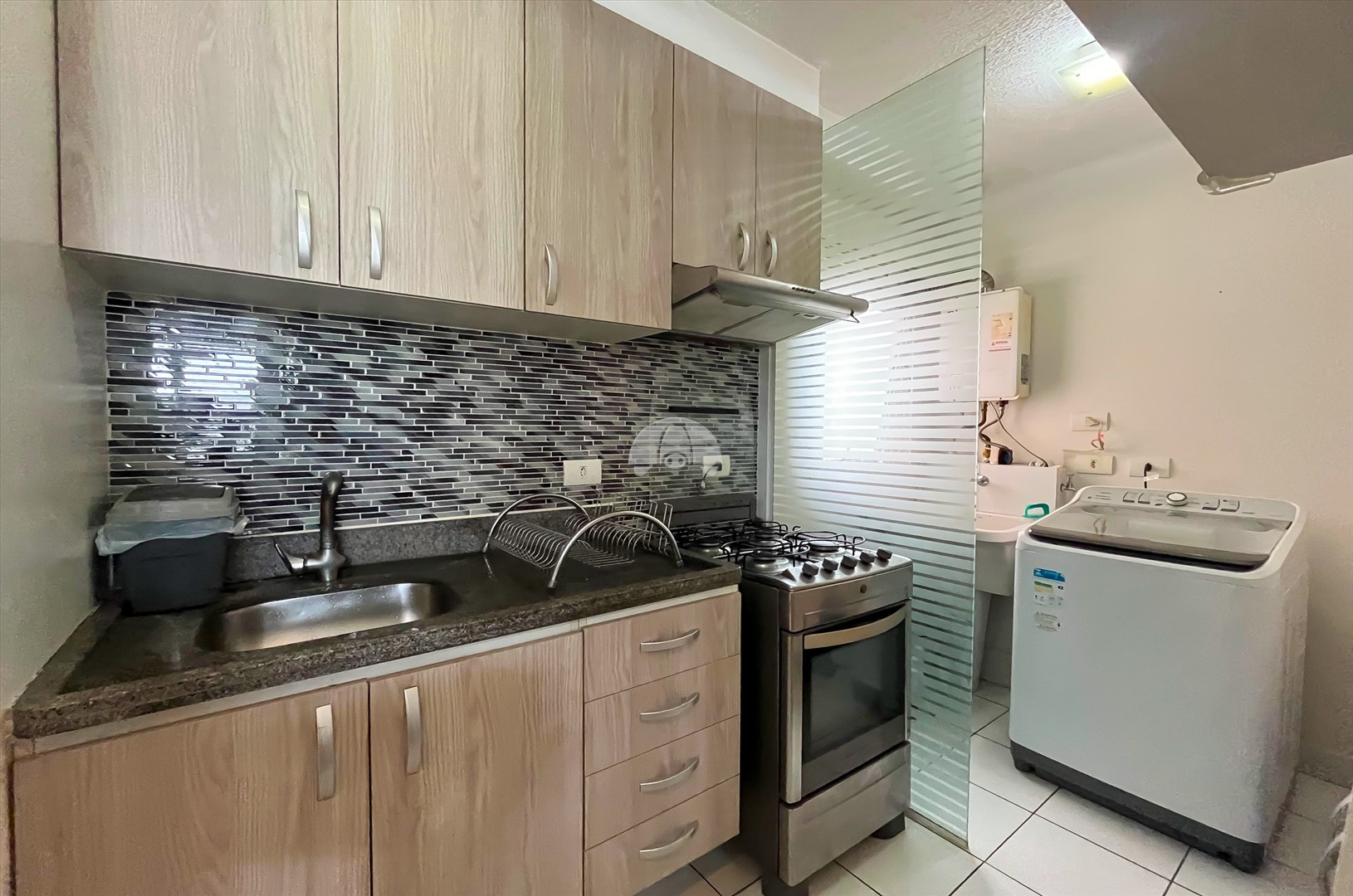 Apartamento Residencial para Locação no Bairro Capão Raso ref. 89037 (10 / 10)