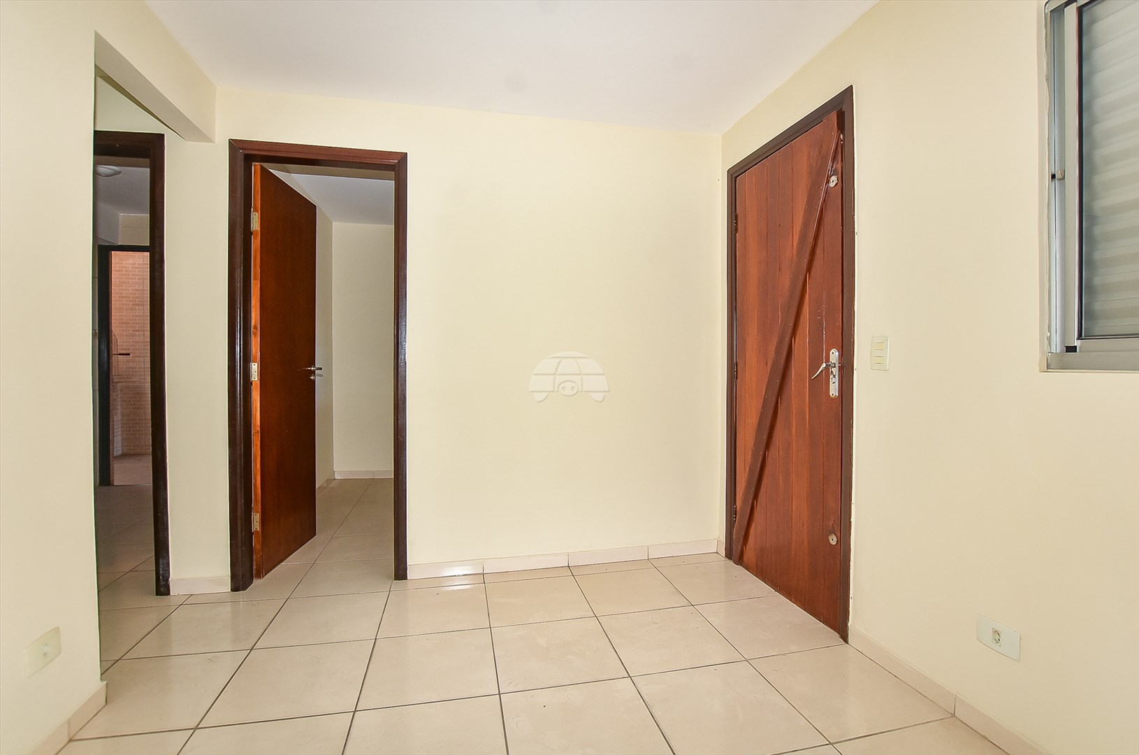 Casa à venda em Cajuru, Curitiba — Portal Chave Fácil