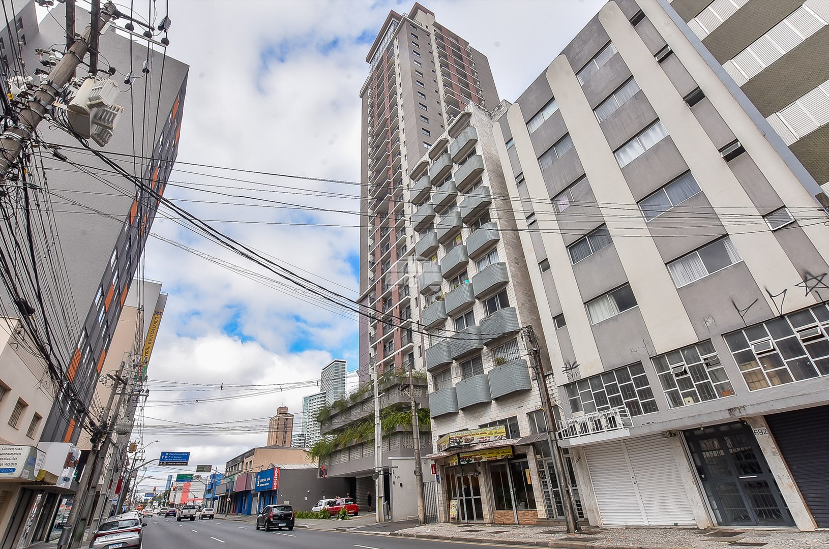 Apartamento Residencial para Locação no Bairro Centro ref. 109260 (2 / 10)