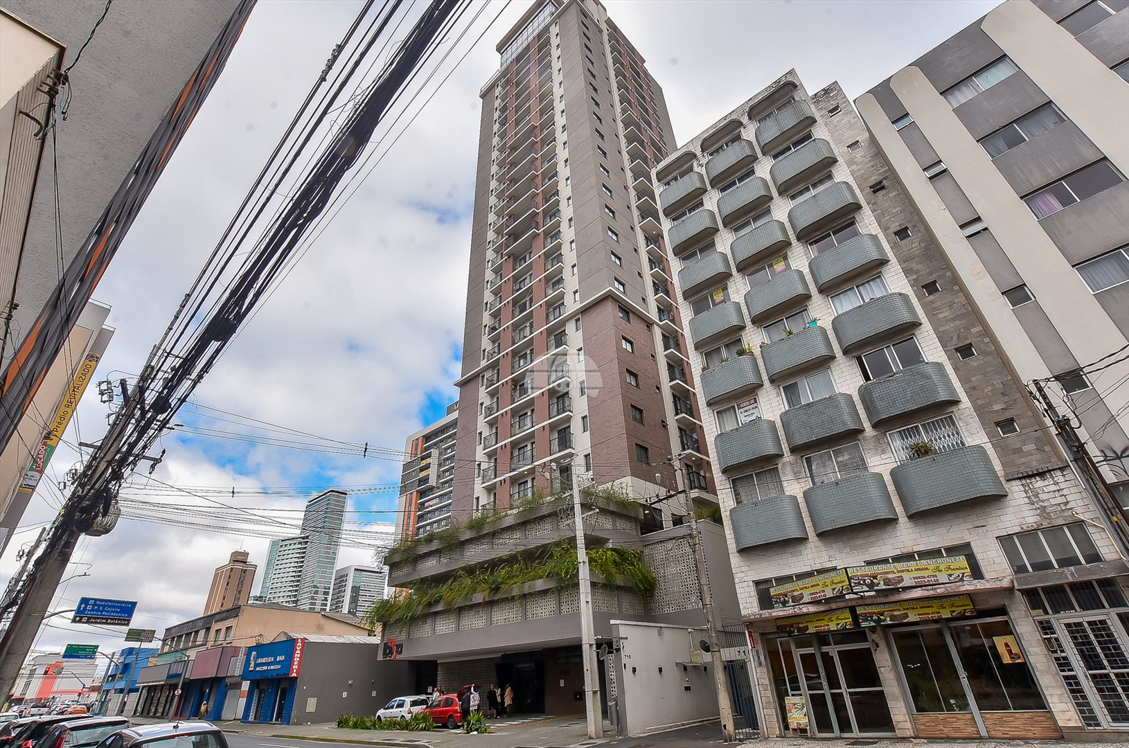 Apartamento Residencial para Locação no Bairro Centro ref. 109260 (1 / 10)