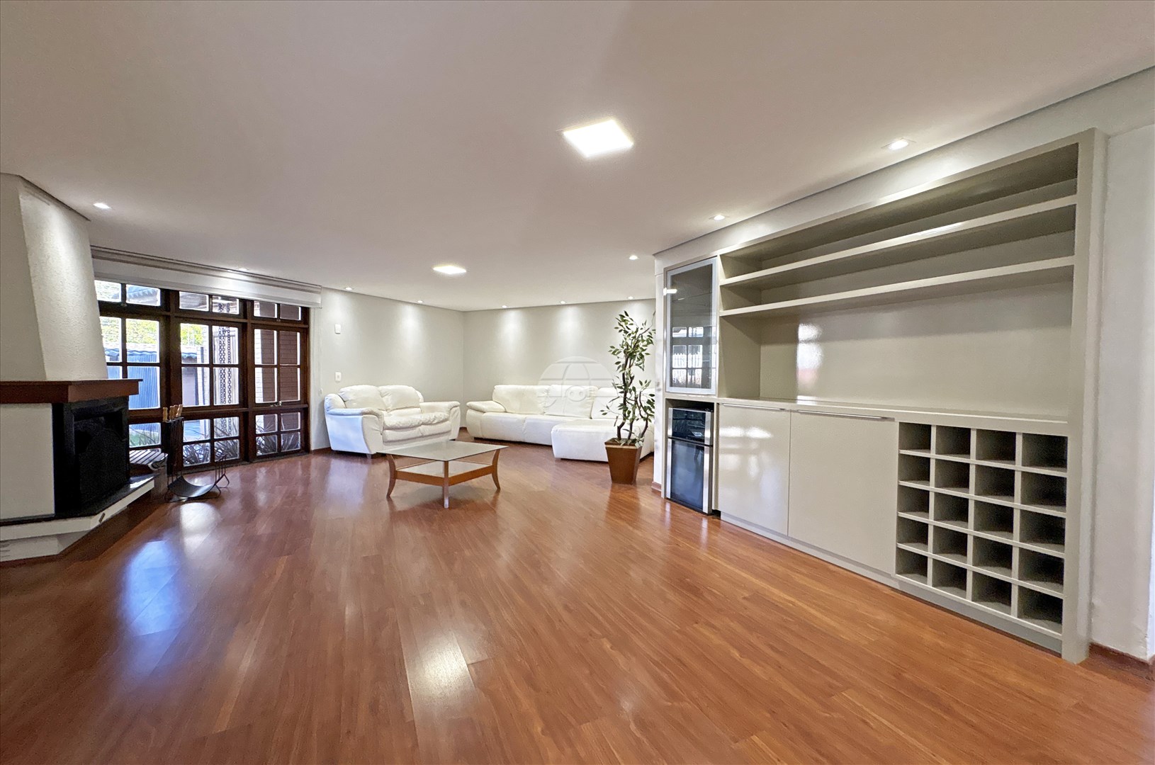 Casa para alugar em Cidade Industrial, Curitiba — Portal Chave Fácil