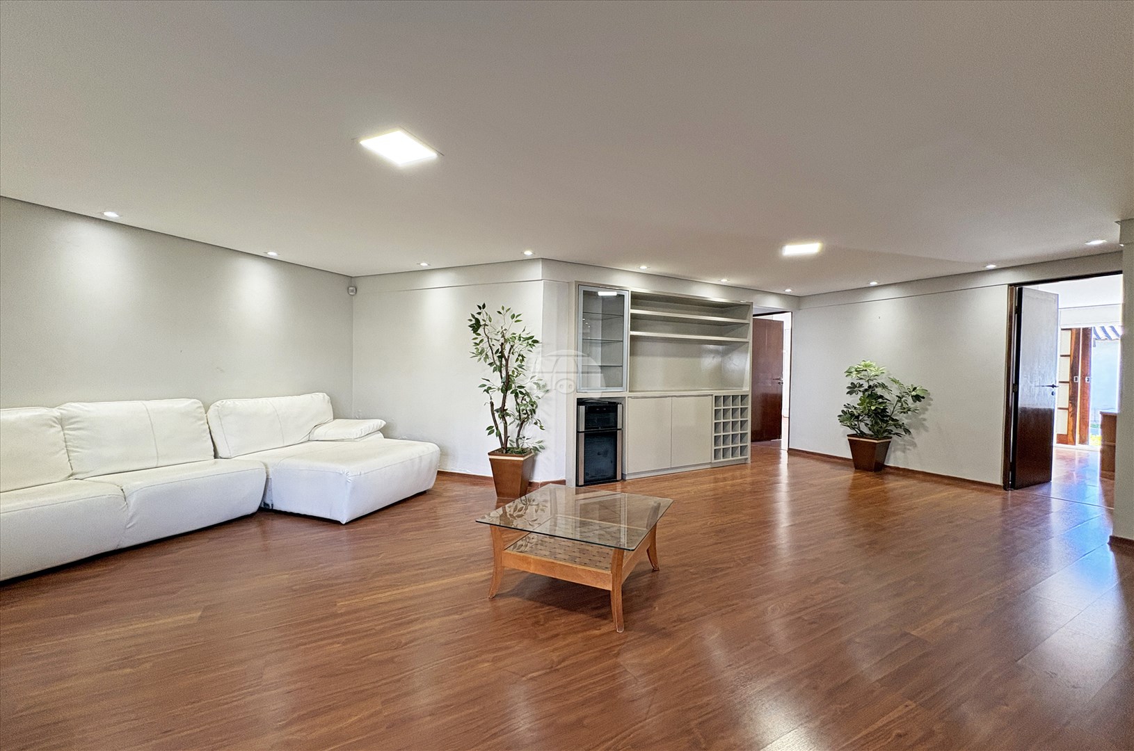 Casa para alugar em Cidade Industrial, Curitiba — Portal Chave Fácil