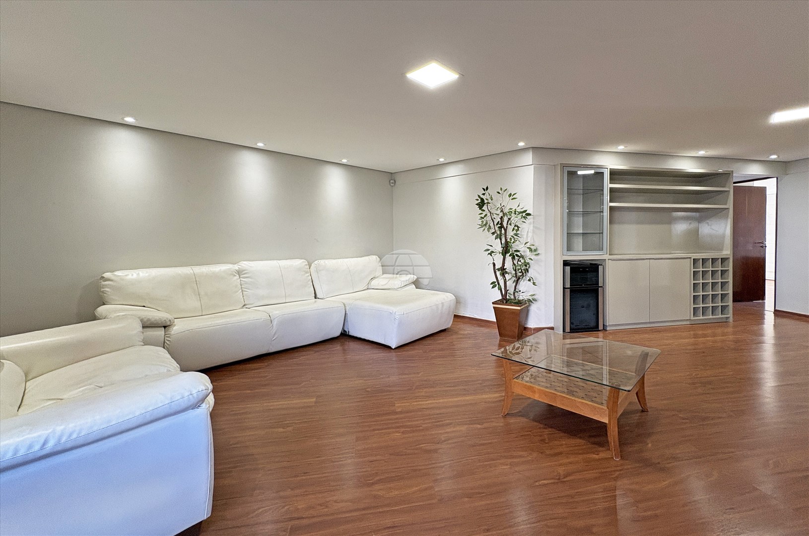 Casa para alugar em Cidade Industrial, Curitiba — Portal Chave Fácil
