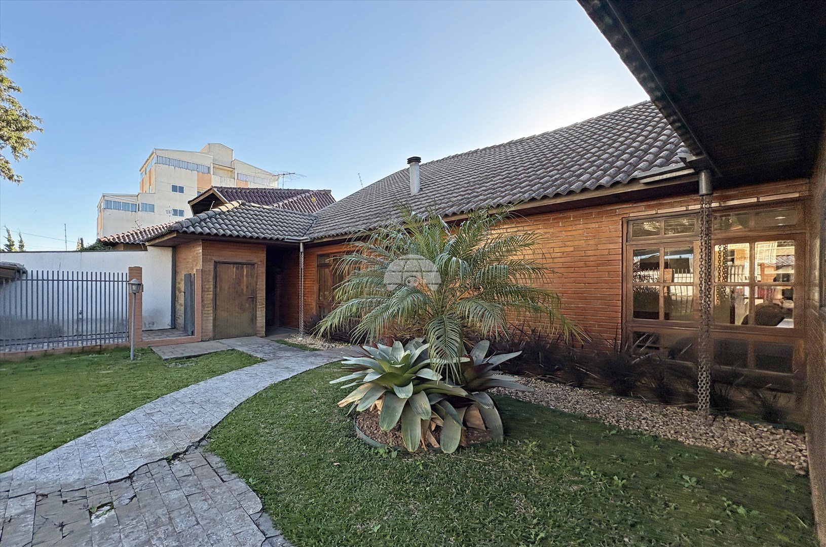 Casa para alugar em Cidade Industrial, Curitiba — Portal Chave Fácil