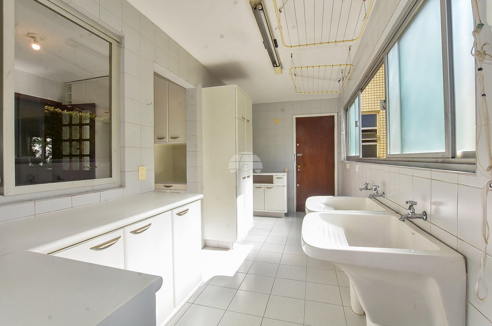 Apartamento à venda em Cabral, Curitiba — Kondor Imóveis: Imobiliária em Curitiba | Uma imobiliária pra você