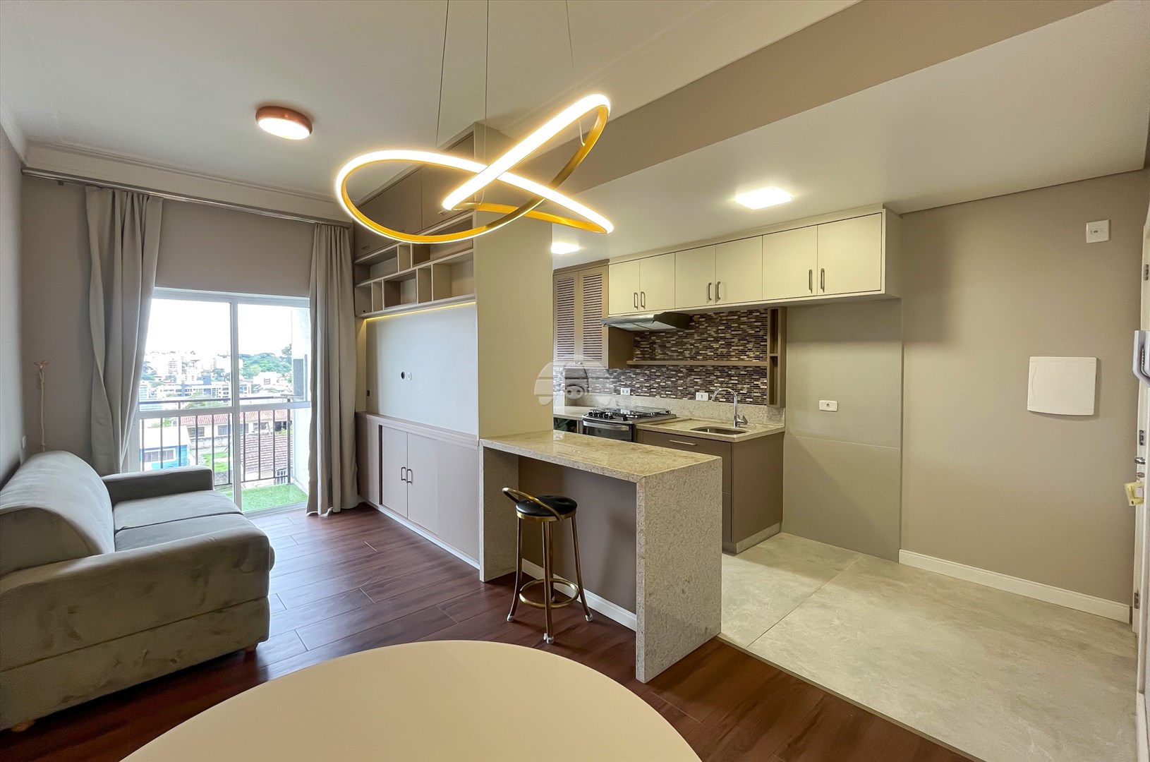 Apartamento para alugar em Tingui, Curitiba — Portal Chave Fácil