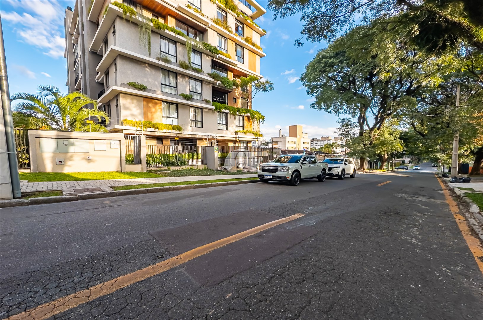 Apartamento Residencial para Venda no Bairro Água Verde ref. 229709 (2 / 10)