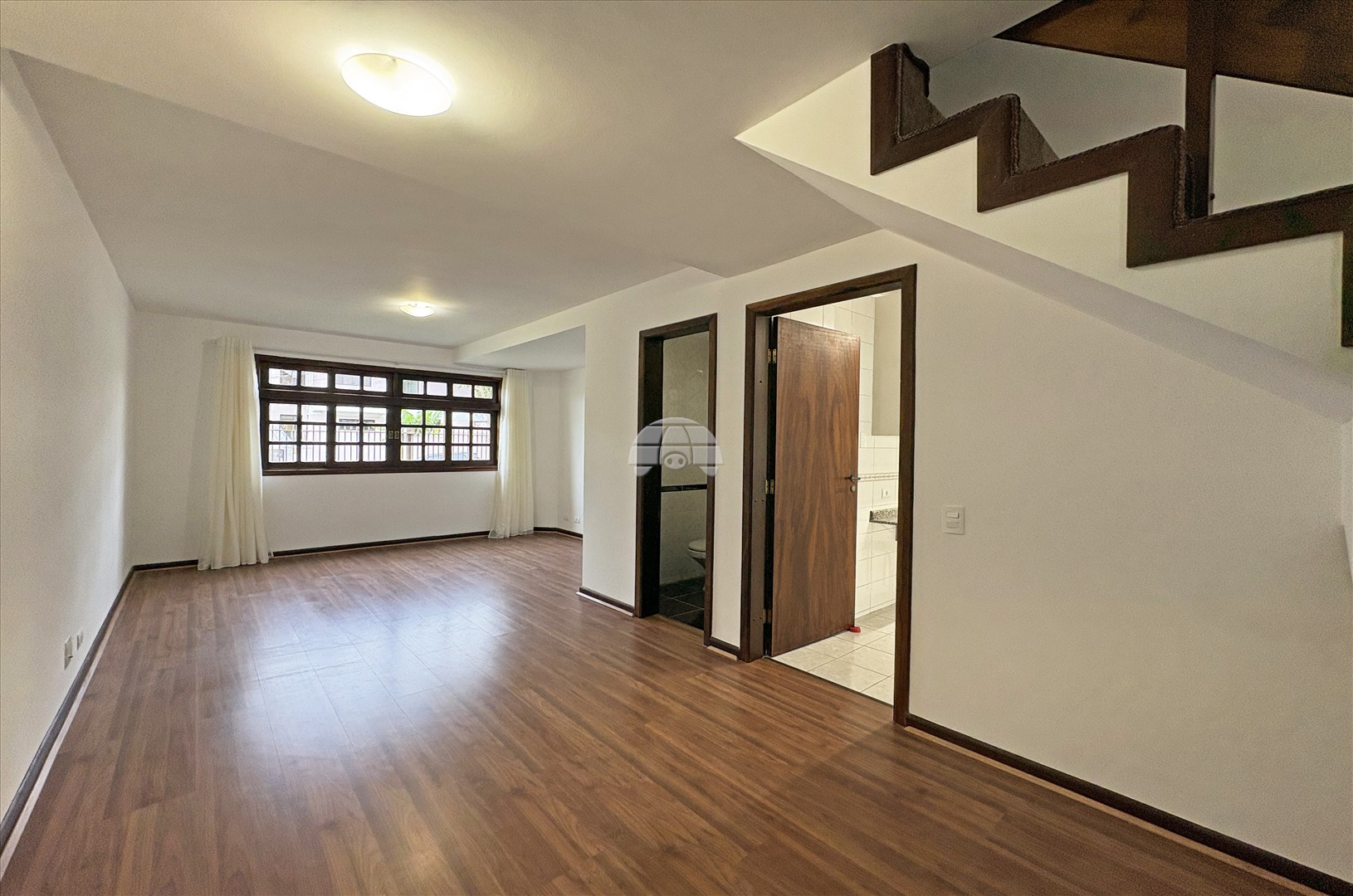 Casa para alugar em Campina Do Siqueira, Curitiba — Portal Chave Fácil