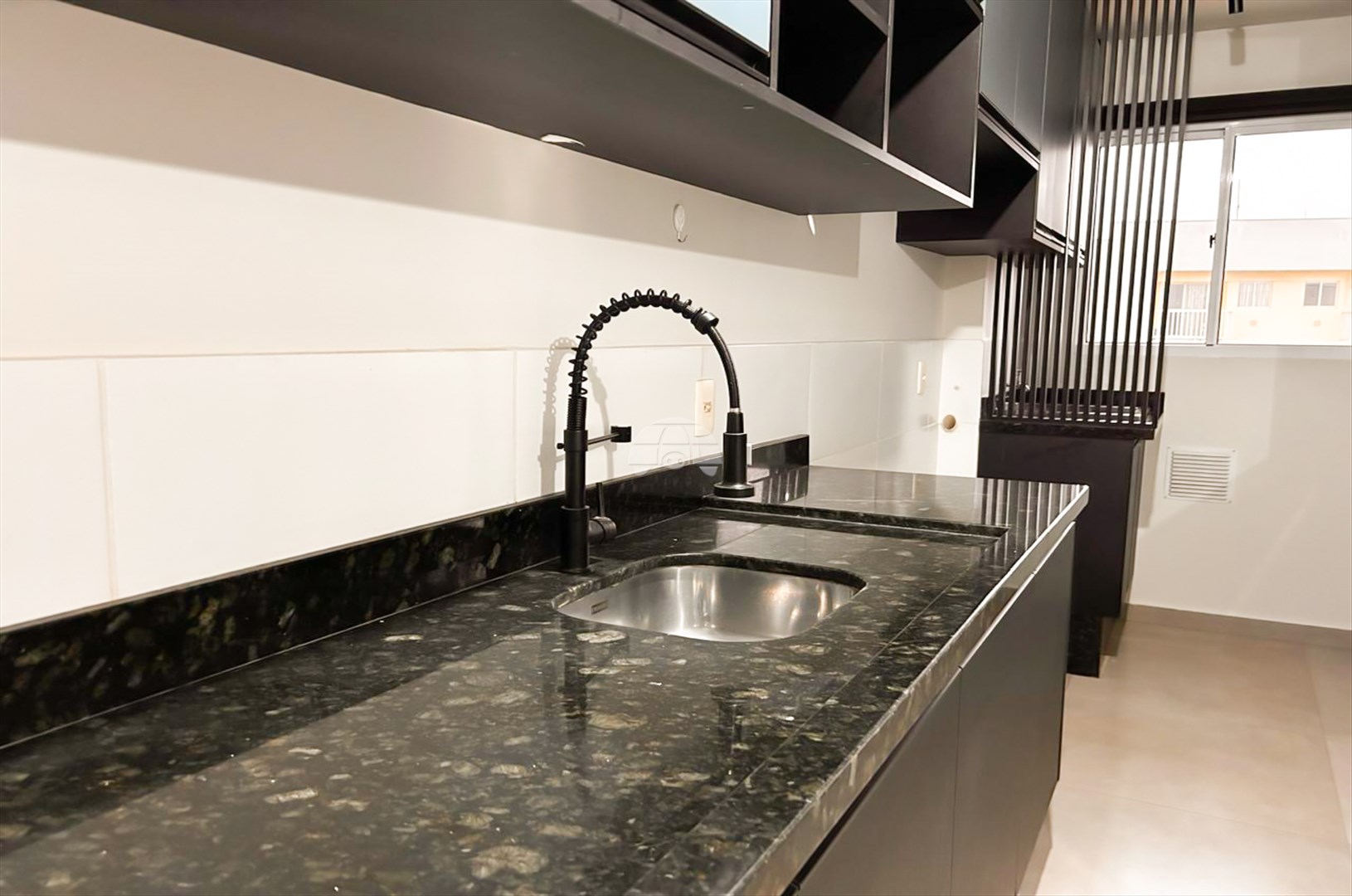 Apartamento à venda em Uvaranas, Ponta Grossa — Portal Chave Fácil