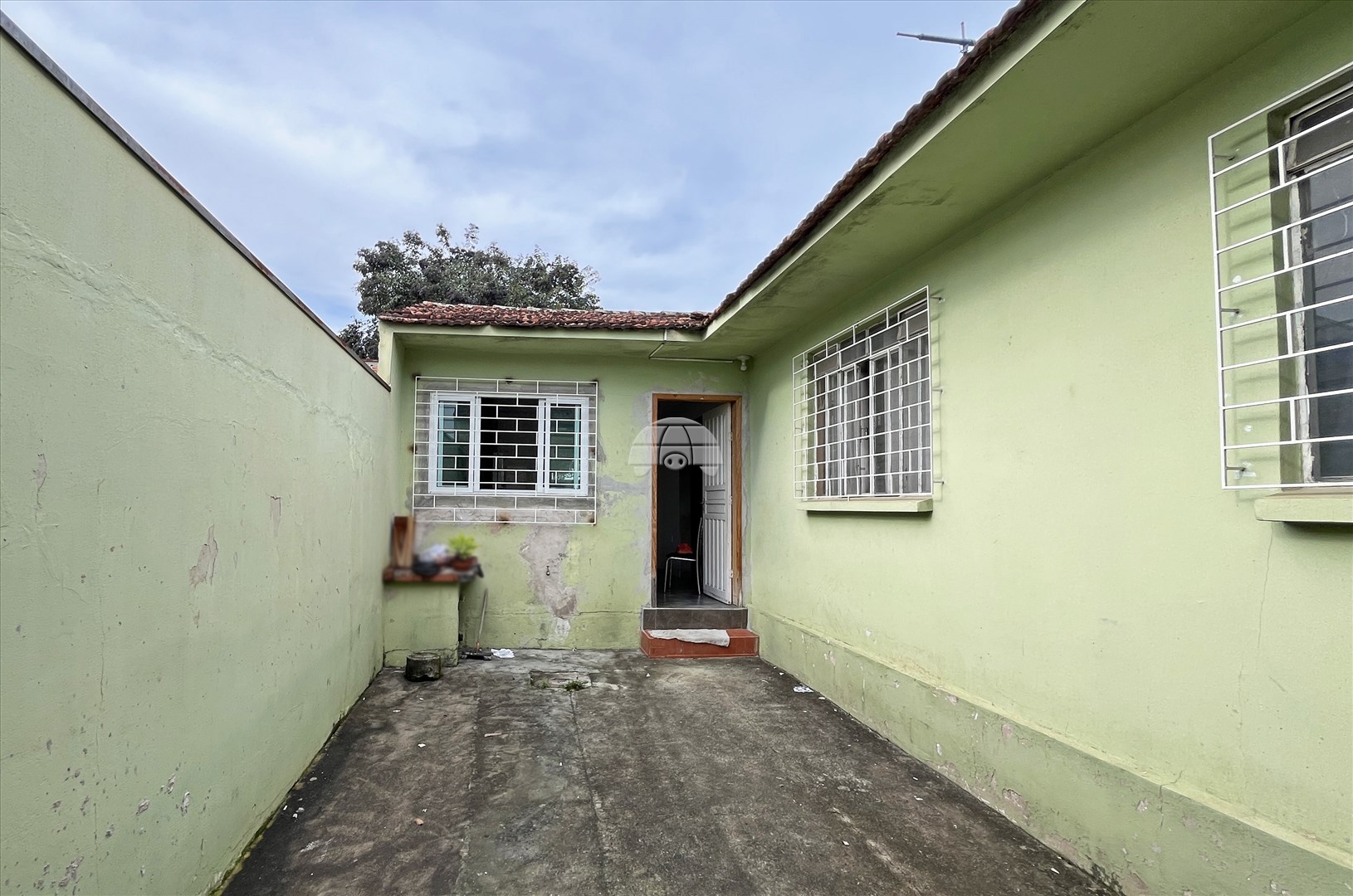 Casa Residencial para Locação no Bairro Boqueirão ref. 109268 (1 / 10)