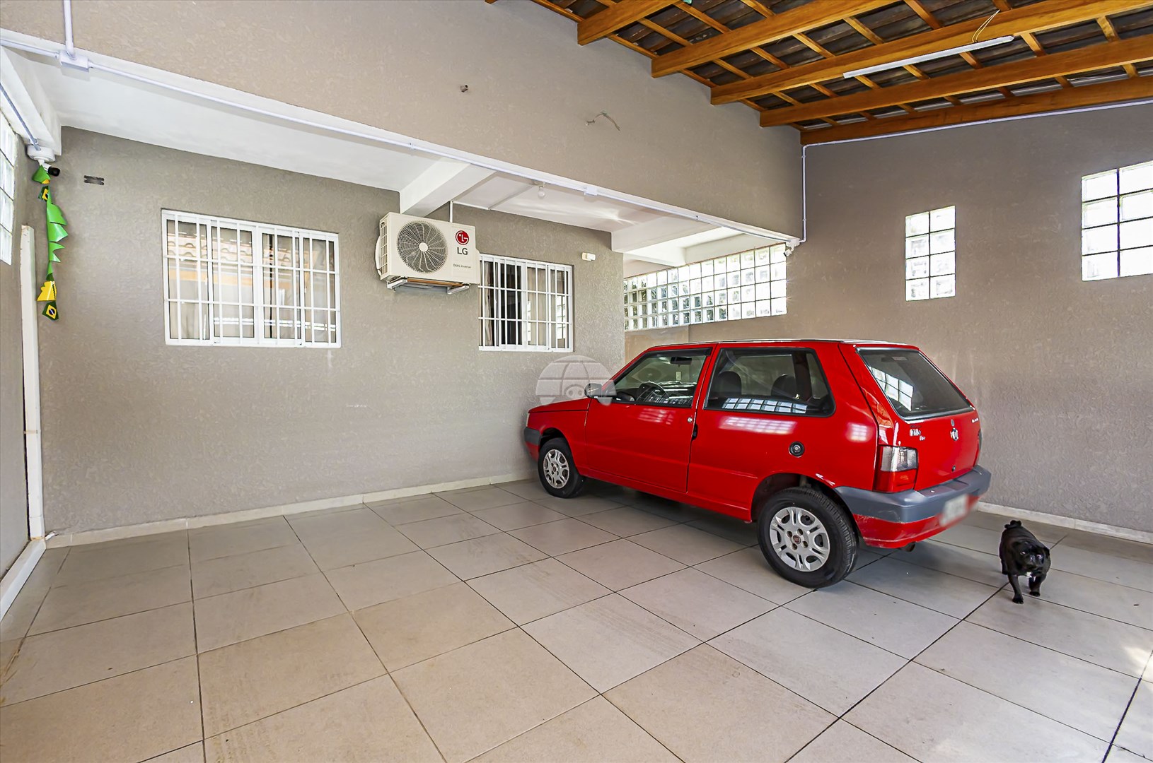 Casa à venda em Xaxim, Curitiba — Portal Chave Fácil