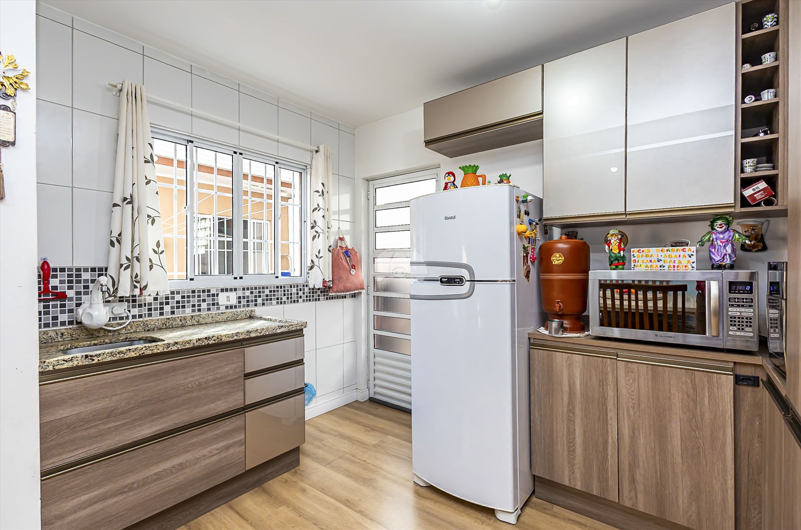 Casa à venda em Xaxim, Curitiba — GOMES CONSULTOR IMOBILIARIO LTDA.