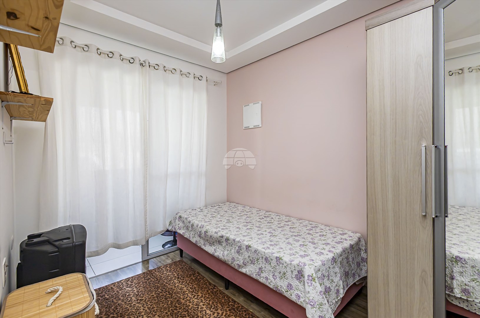 Casa à venda em Xaxim, Curitiba — GOMES CONSULTOR IMOBILIARIO LTDA.