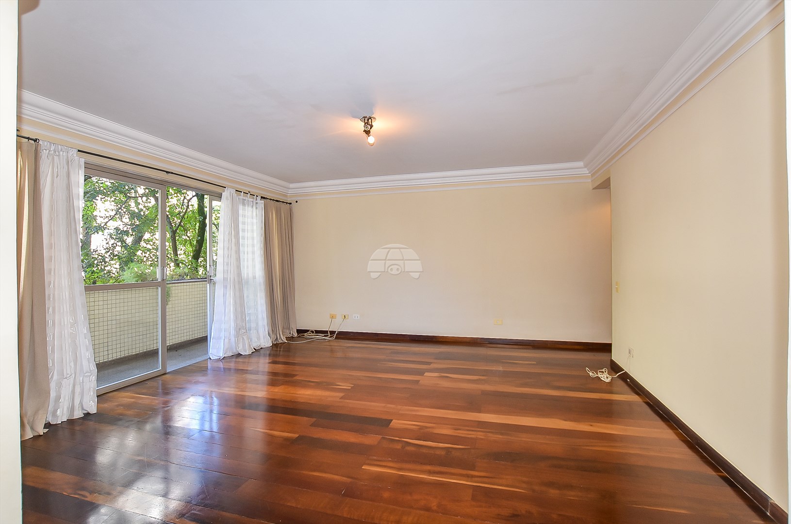 Apartamento para alugar em Cabral, Curitiba — Portal Chave Fácil