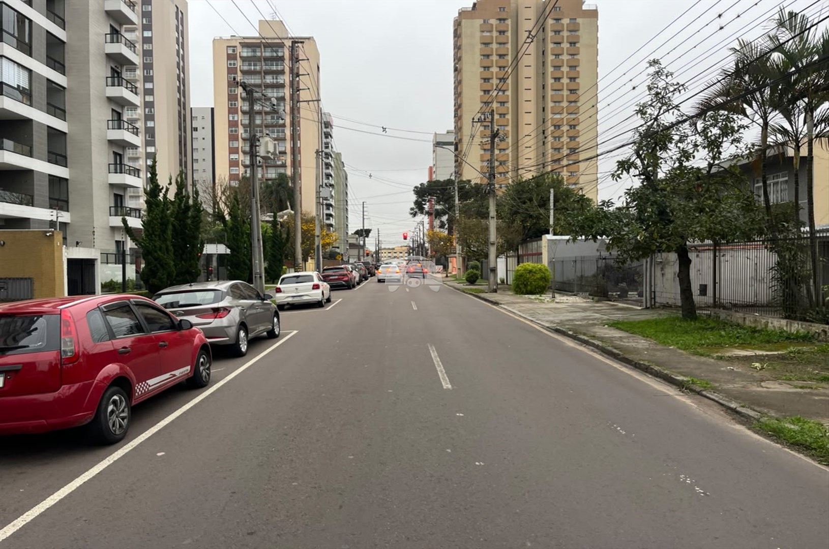 Apartamento para alugar em Cristo Rei, Curitiba — Portal Chave Fácil
