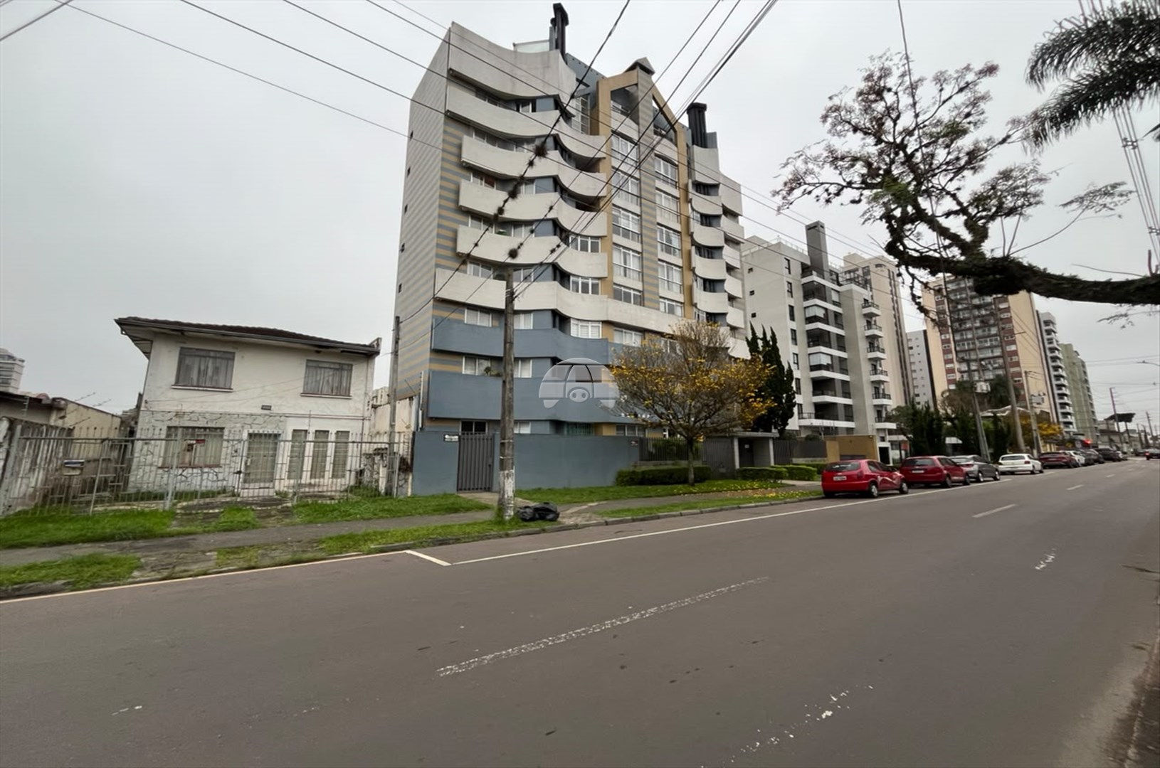 Apartamento para alugar em Cristo Rei, Curitiba — Portal Chave Fácil