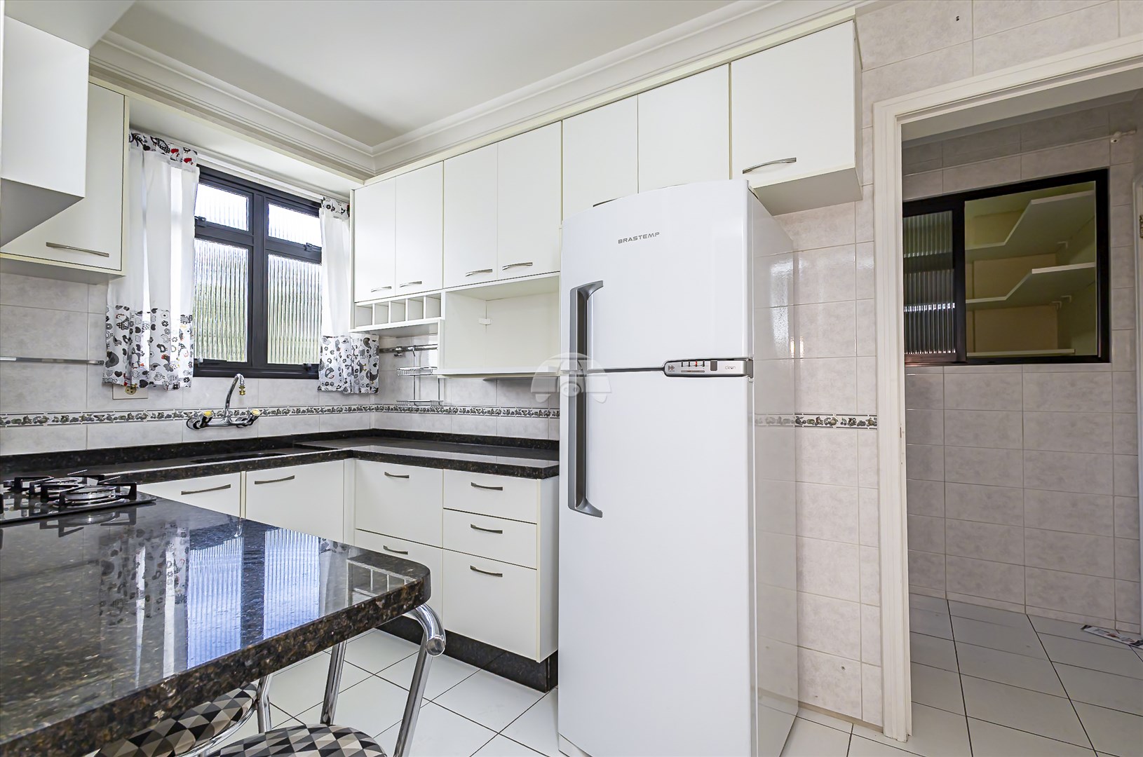 Apartamento Residencial para Venda no Bairro Portão ref. 229741 (8 / 10)