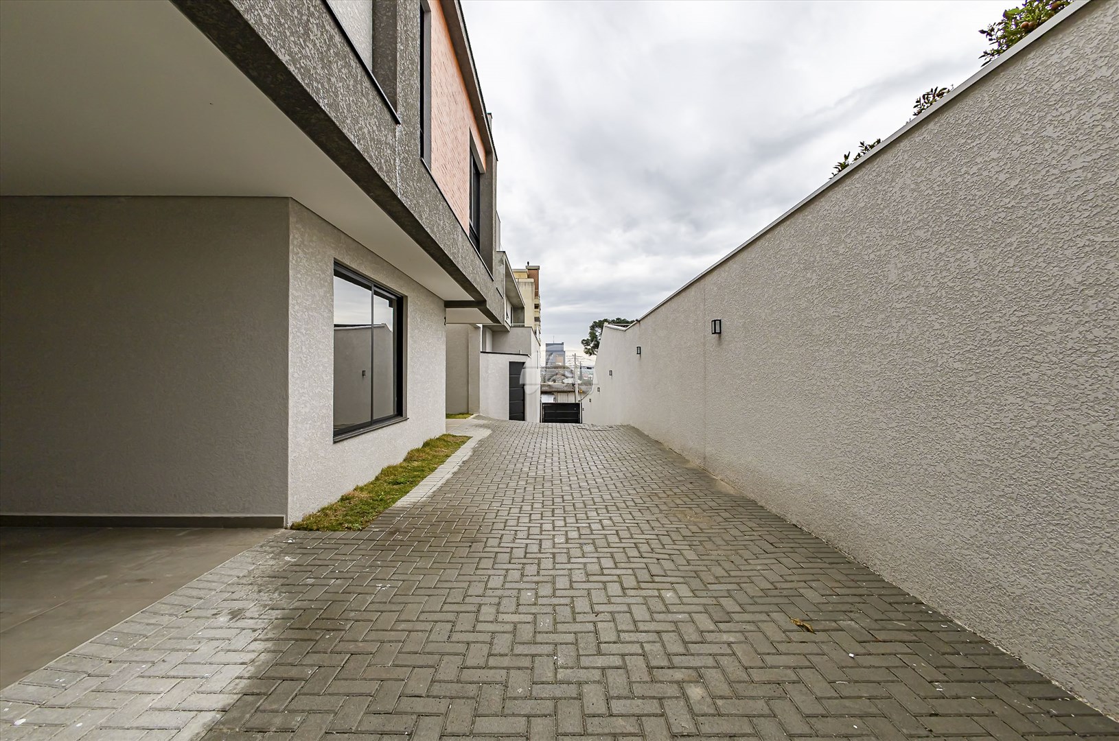 Casa à venda em Santa Quitéria, Curitiba — Portal Chave Fácil