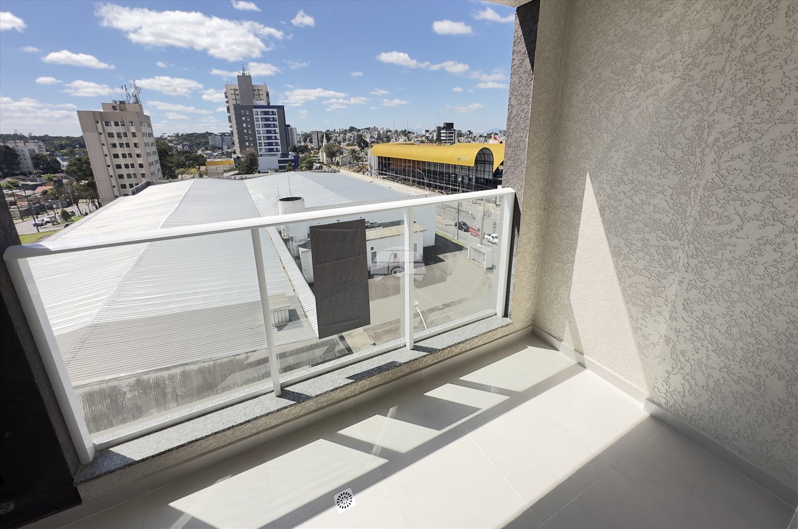 Apartamento para alugar em Boa Vista, Curitiba — Toyo Imóveis - Curitiba/PR