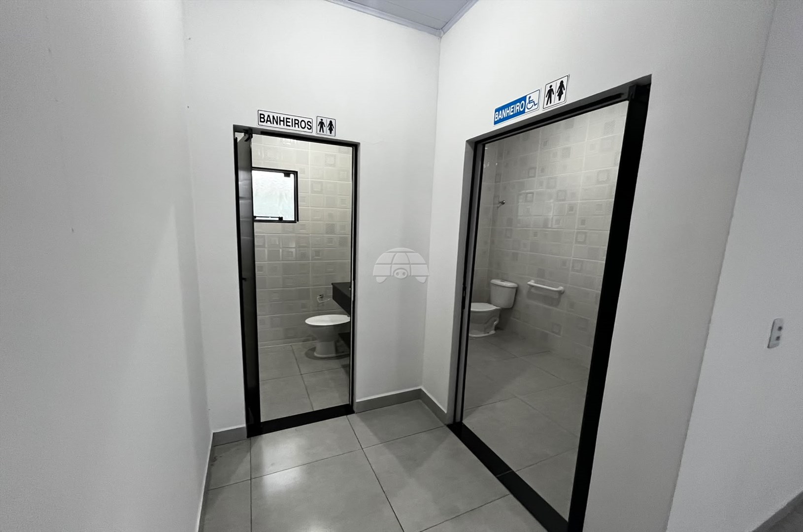 Sala/Conjunto Comercial para alugar em Continental, Itapoá — Portal Chave Fácil