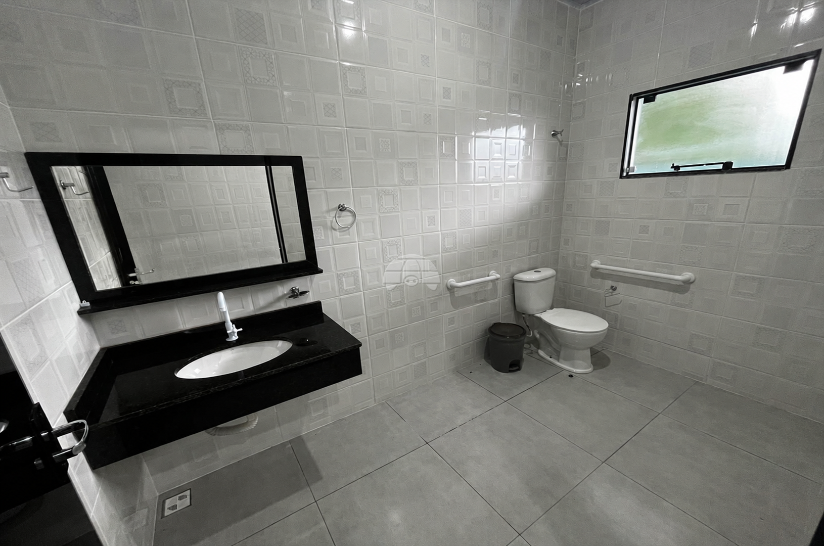 Casa comercial para alugar em Continental, Itapoá — Portal Chave Fácil
