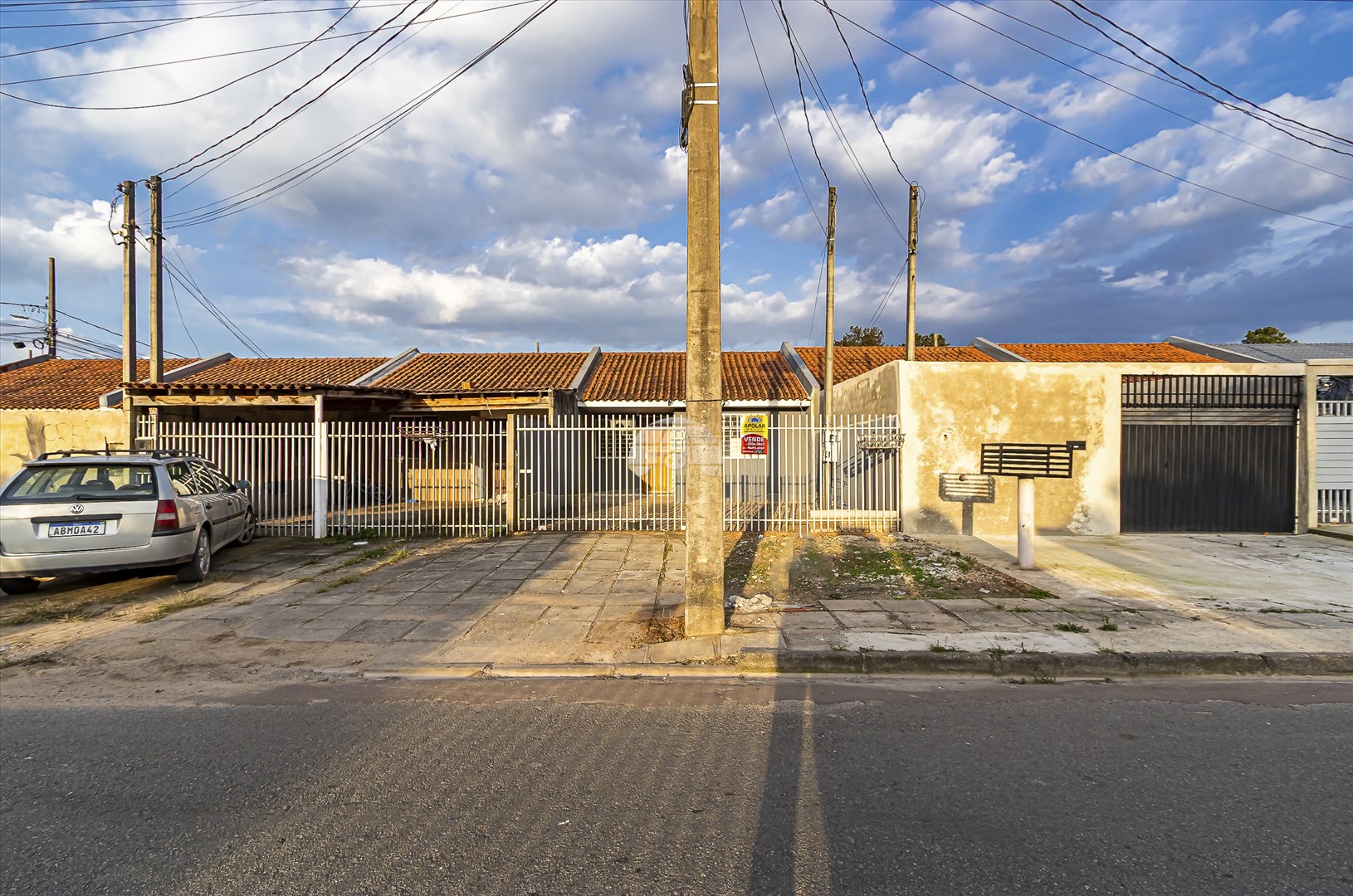 Casa à venda em Estados, Fazenda Rio Grande — Portal Chave Fácil