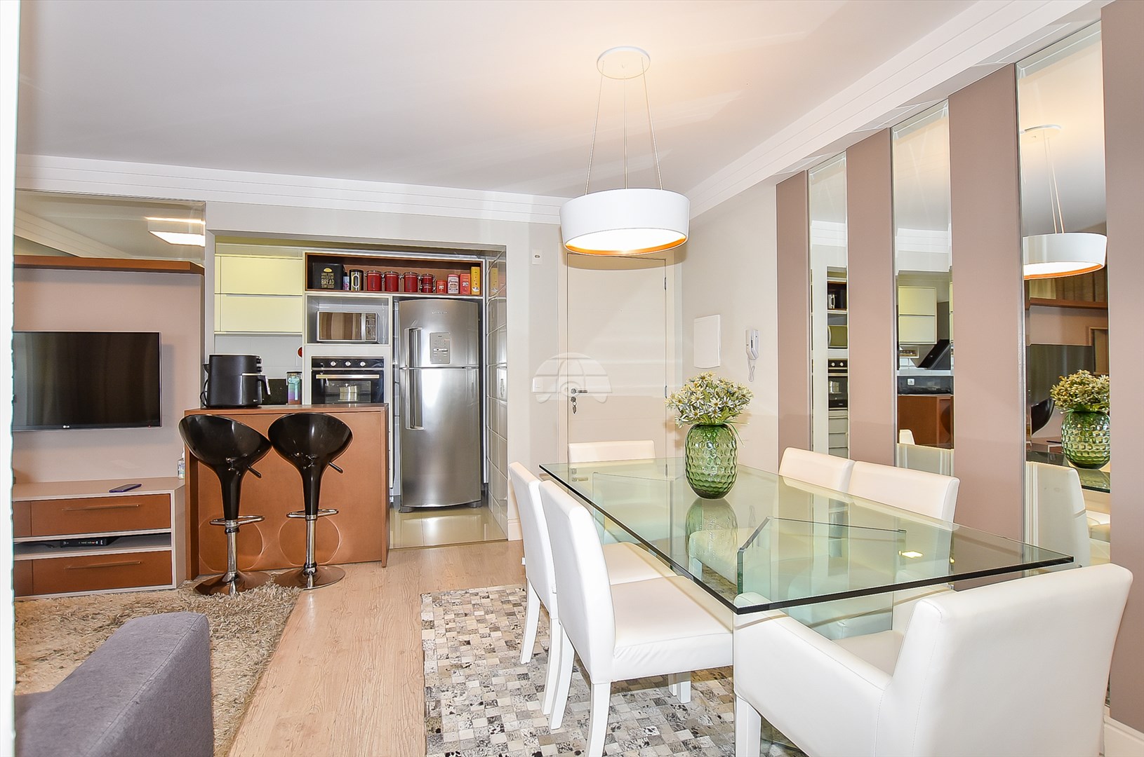 Apartamento à venda em Capão Raso, Curitiba — Portal Chave Fácil