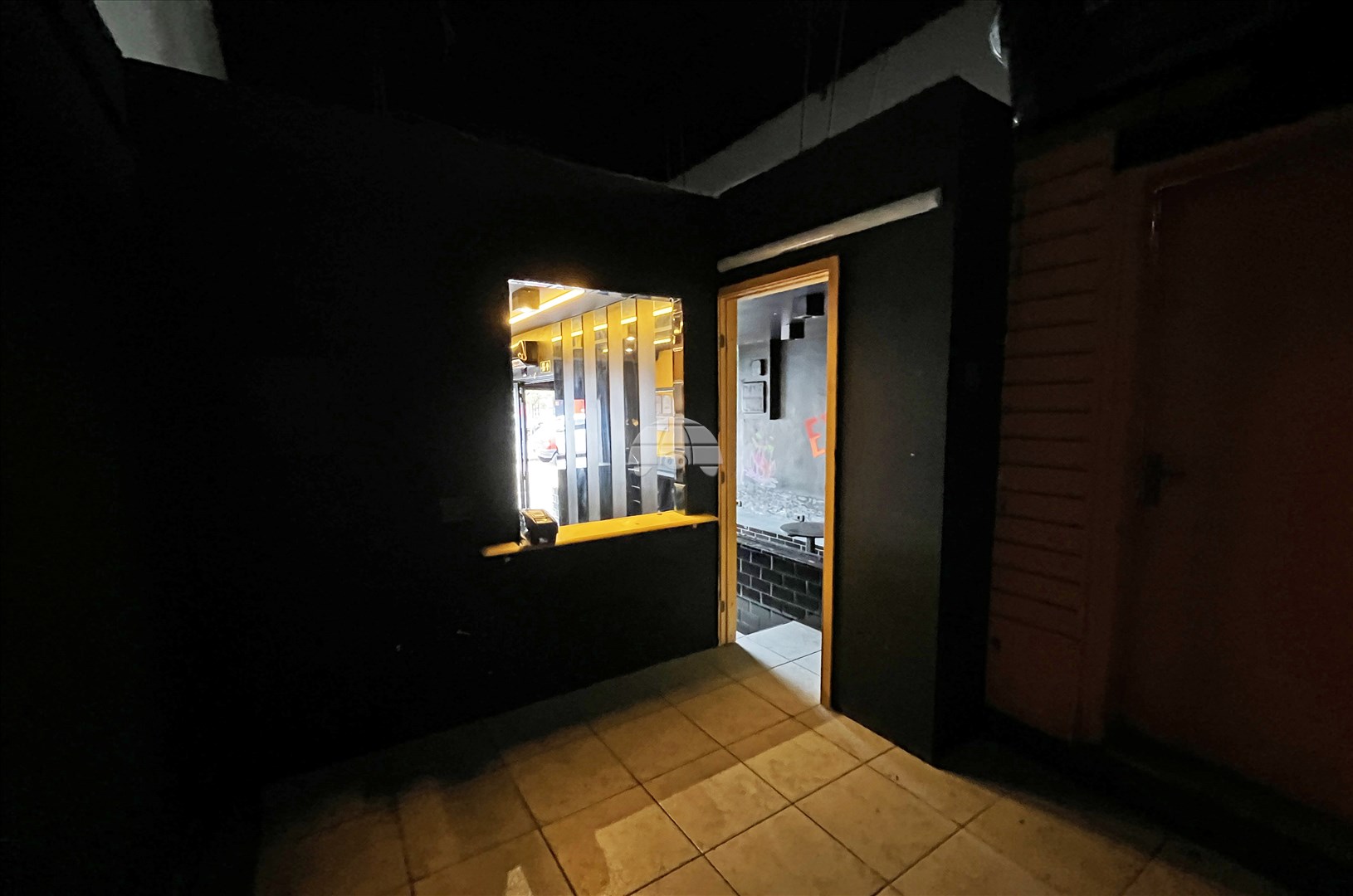 Loja Comercial para Locação no Bairro Centro ref. 552679 (9 / 10)