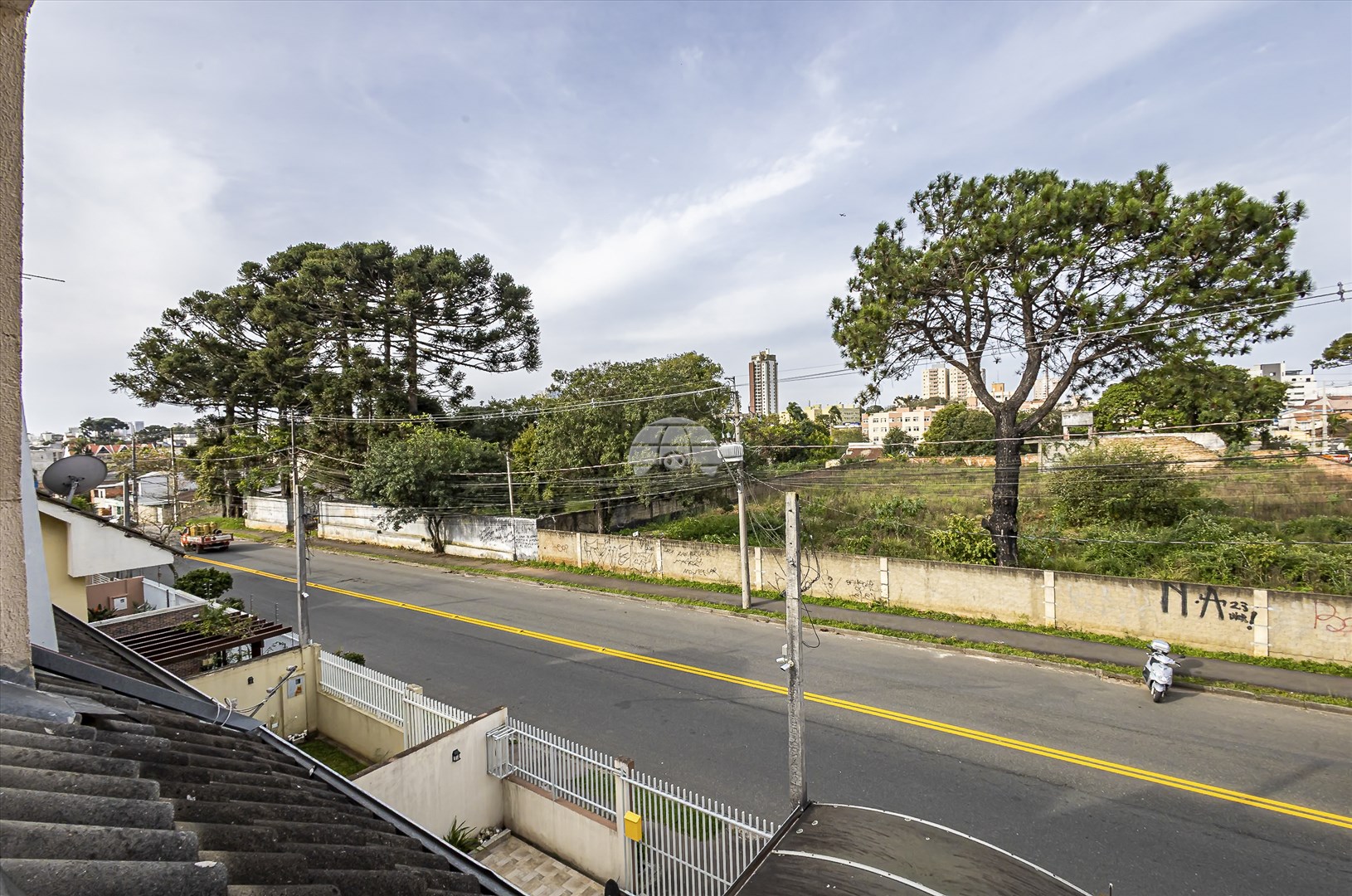Casa à venda em Novo Mundo, Curitiba — MAFI ADMINISTRADORA DE IMOVEIS LTDA