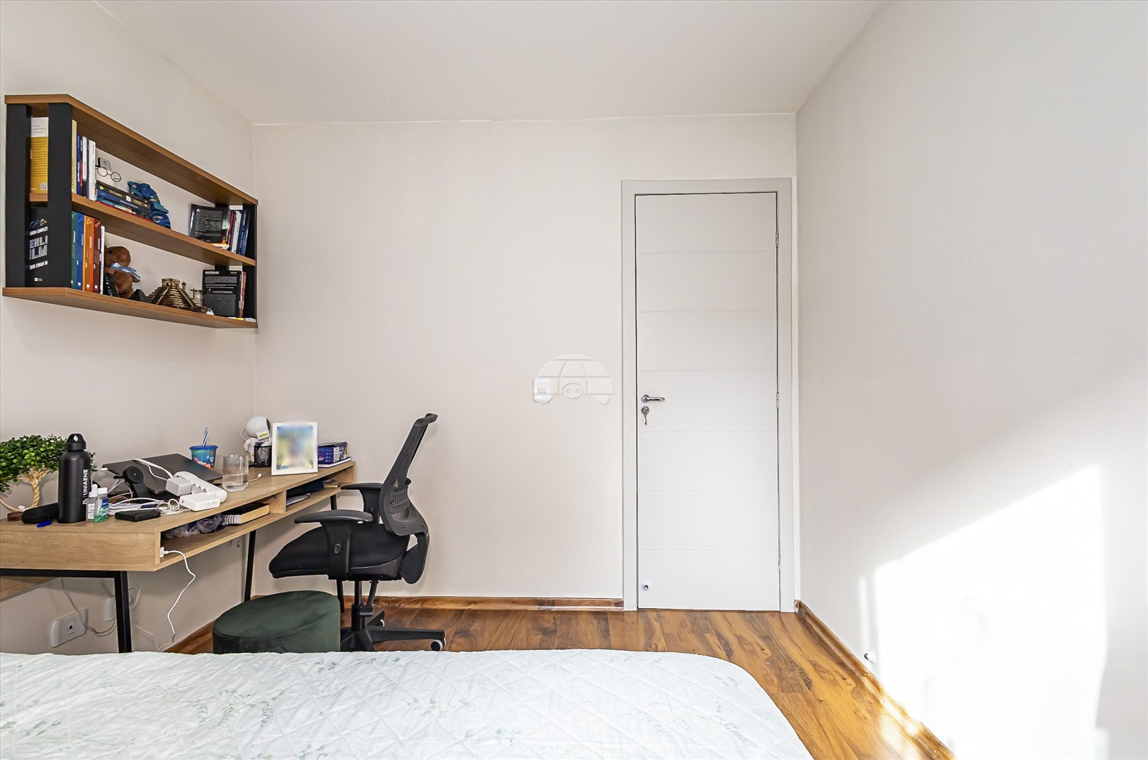 Casa à venda em Novo Mundo, Curitiba — MAFI ADMINISTRADORA DE IMOVEIS LTDA