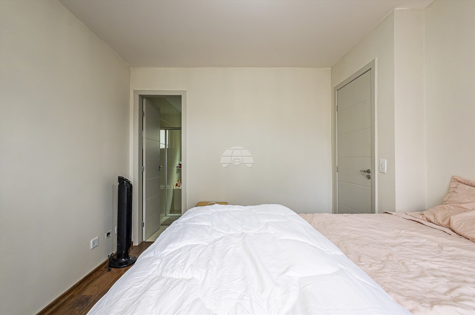 Casa à venda em Novo Mundo, Curitiba — MAFI ADMINISTRADORA DE IMOVEIS LTDA