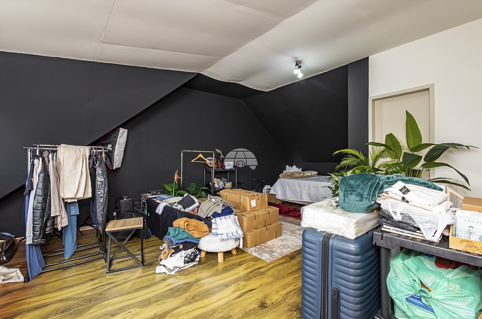 Casa à venda em Novo Mundo, Curitiba — MAFI ADMINISTRADORA DE IMOVEIS LTDA