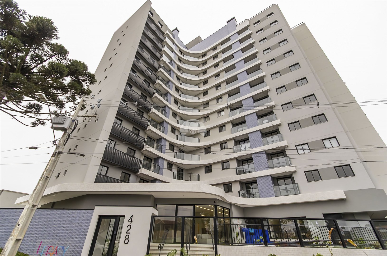 Apartamento à venda em Centro, Pinhais — Portal Chave Fácil