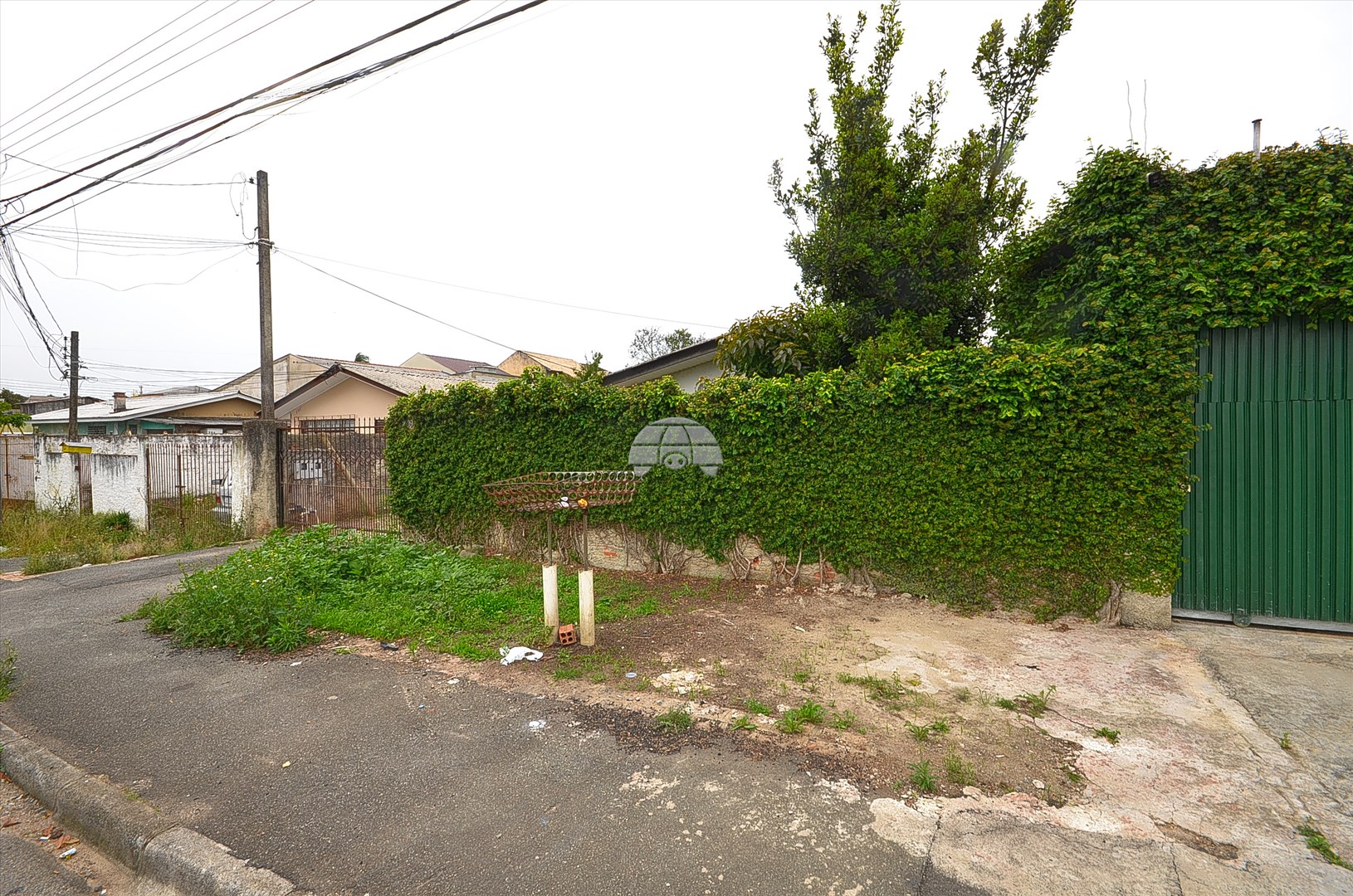 Terreno/Área à venda em Orleans, Curitiba — Portal Chave Fácil