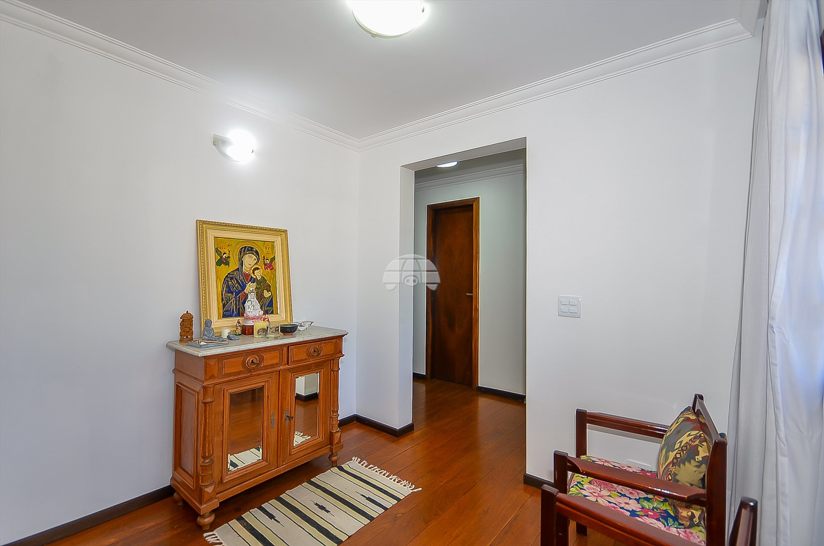 Casa à venda em Bom Retiro, Curitiba — Portal Chave Fácil