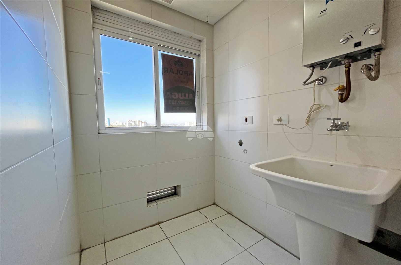 Apartamento Residencial para Locação no Bairro Capão Raso ref. 552680 (10 / 10)