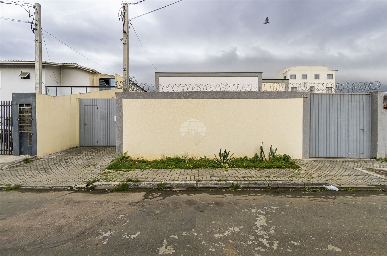 Casa à venda em Uberaba, Curitiba — Portal Chave Fácil