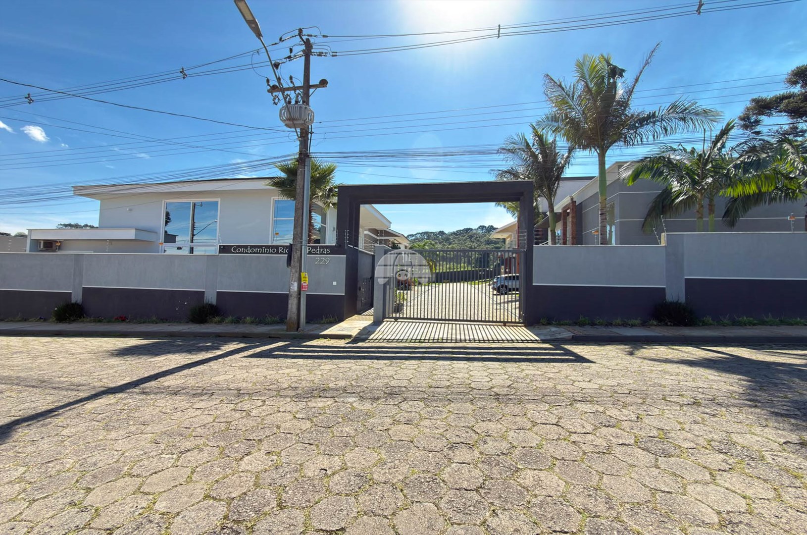 Casa à venda em Centro, Colombo — Portal Chave Fácil