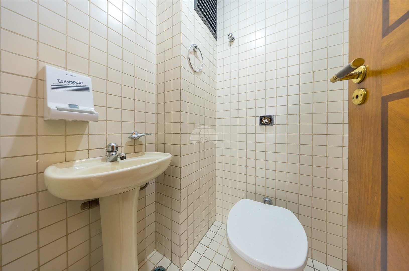 Comercial à venda em Rebouças, Curitiba — Imobiliária Razão