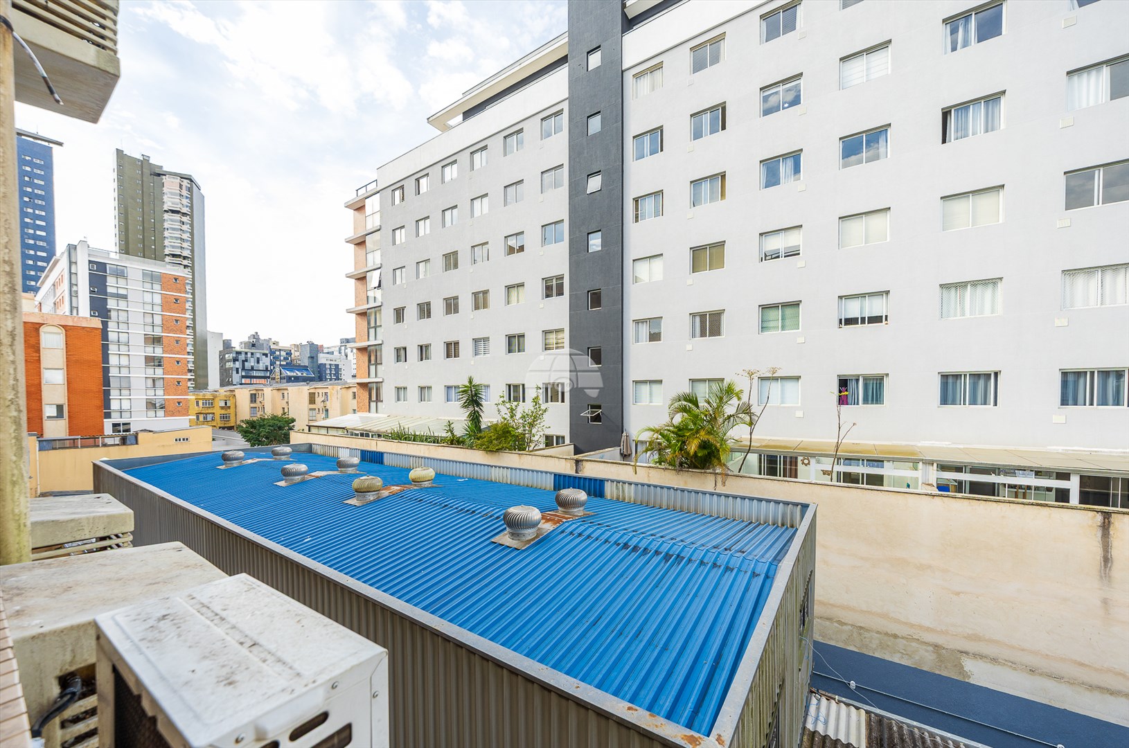 Comercial à venda em Rebouças, Curitiba — Imobiliária Razão
