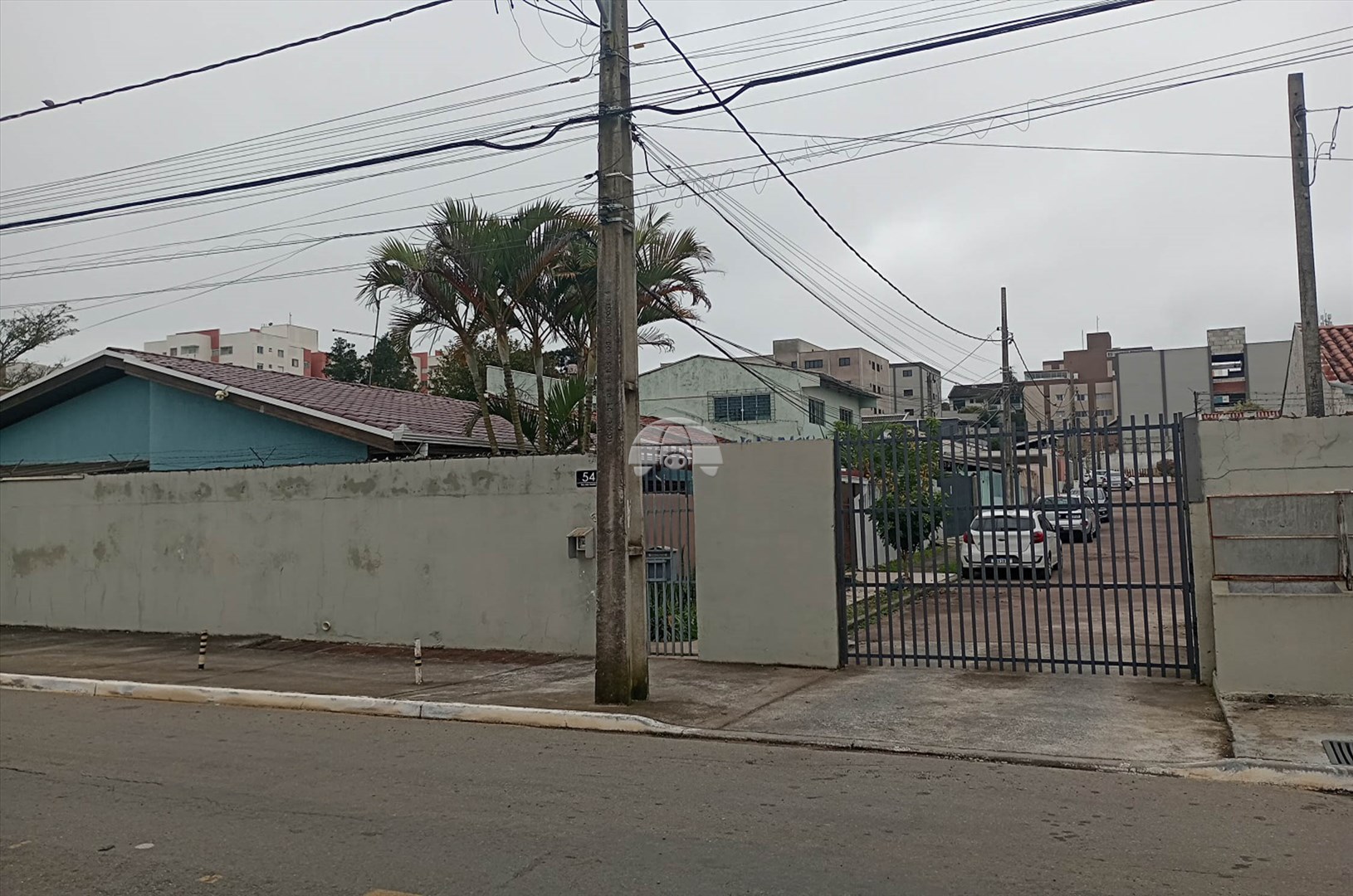Casa à venda em Jardim Amélia, Pinhais — Portal Chave Fácil