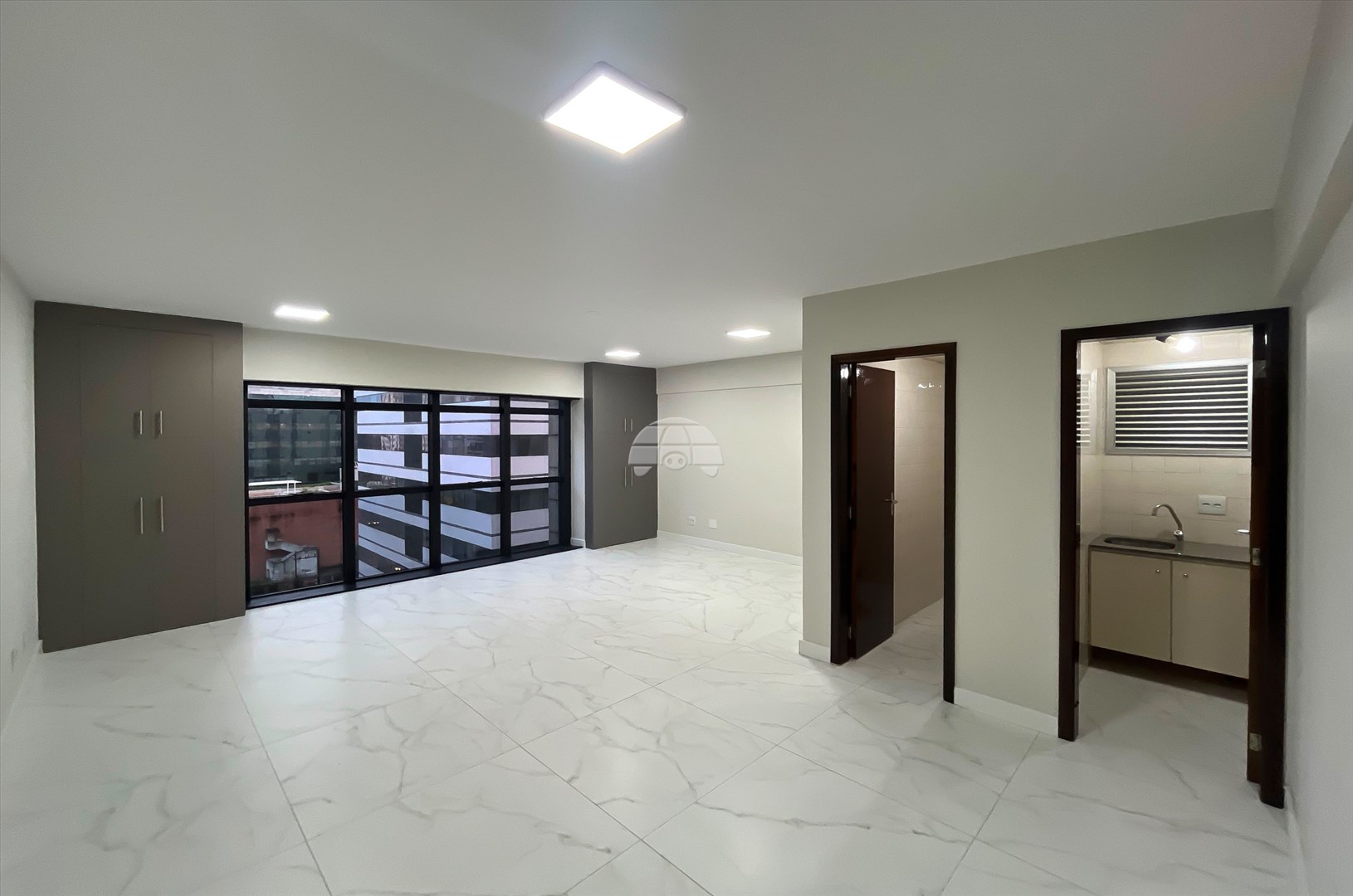 Sala Comercial para Locação no Bairro Centro Cívico ref. 89052 (1 / 10)