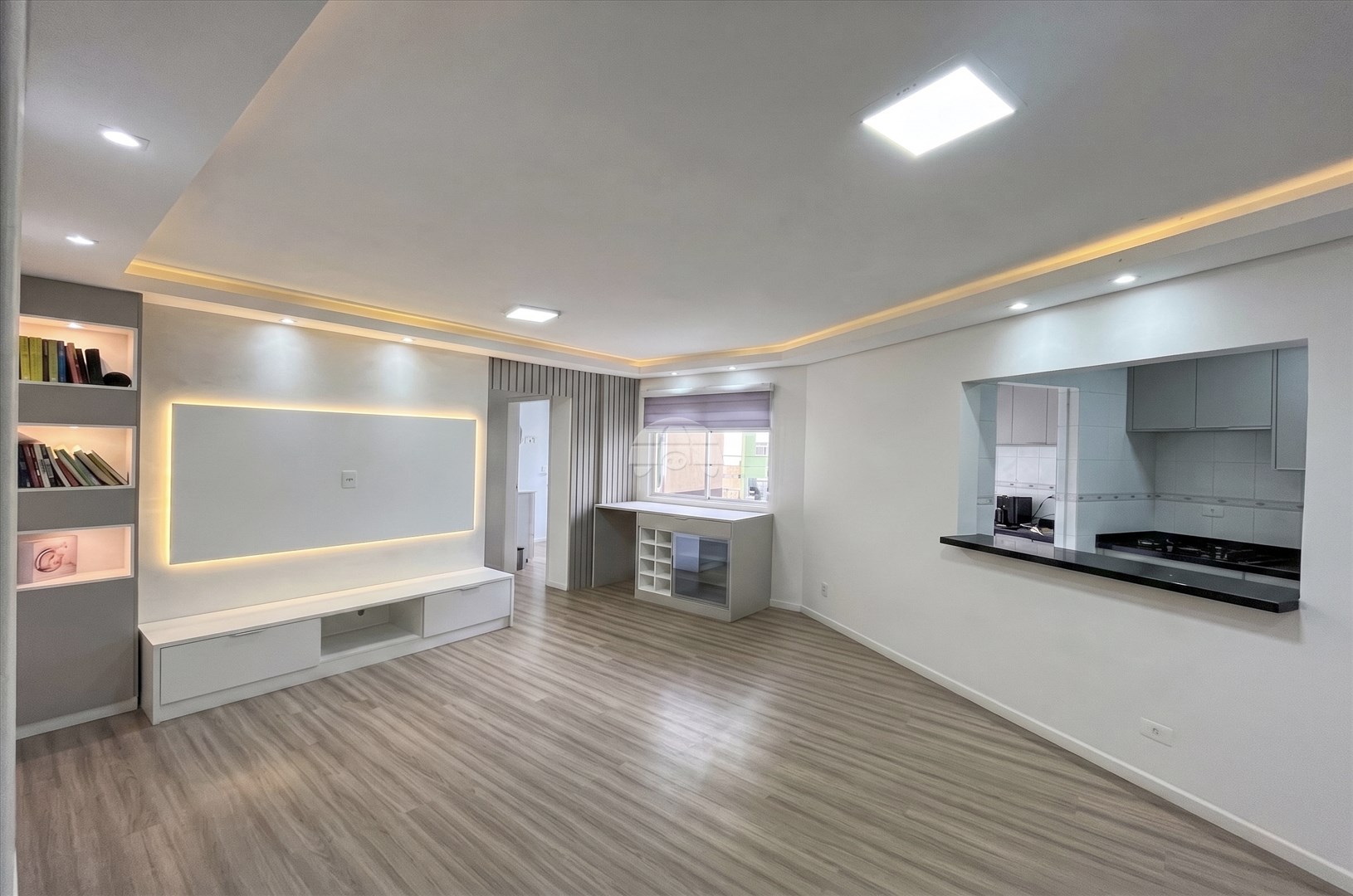 Apartamento para alugar em Hauer, Curitiba — Portal Chave Fácil