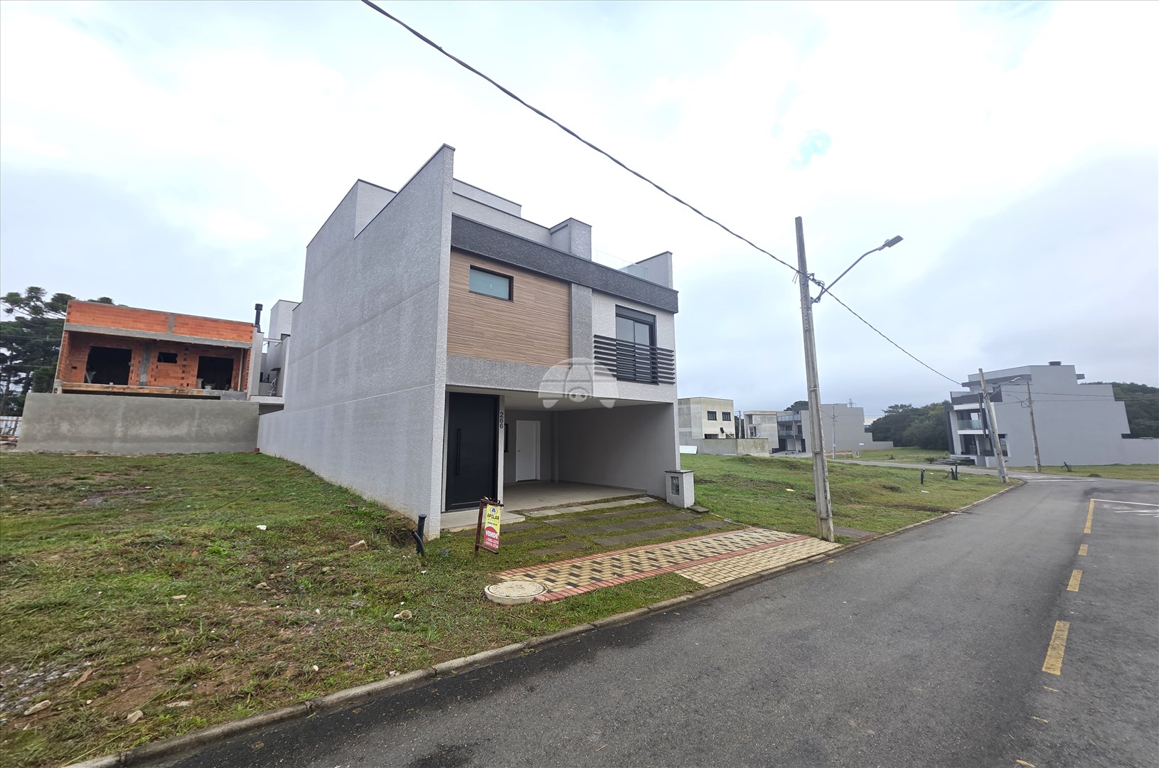 Casa à venda em Costeira, São José dos Pinhais — Portal Chave Fácil