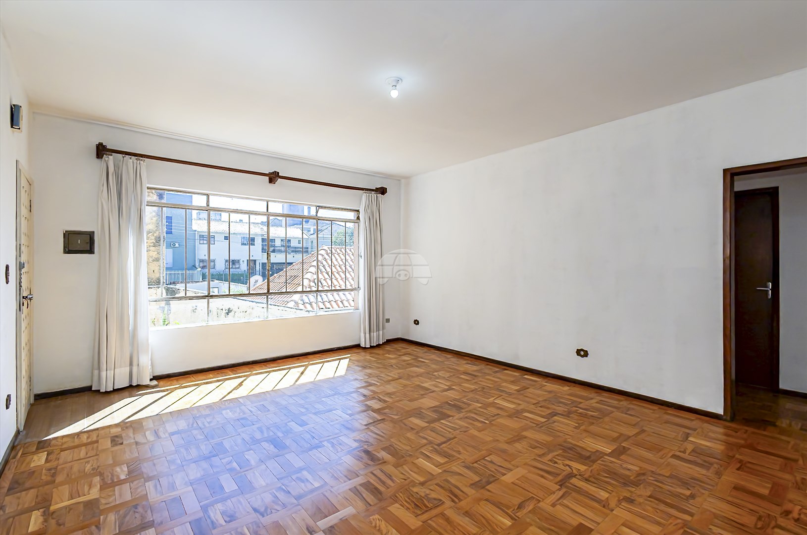 Apartamento à venda em Parolin, Curitiba — Portal Chave Fácil