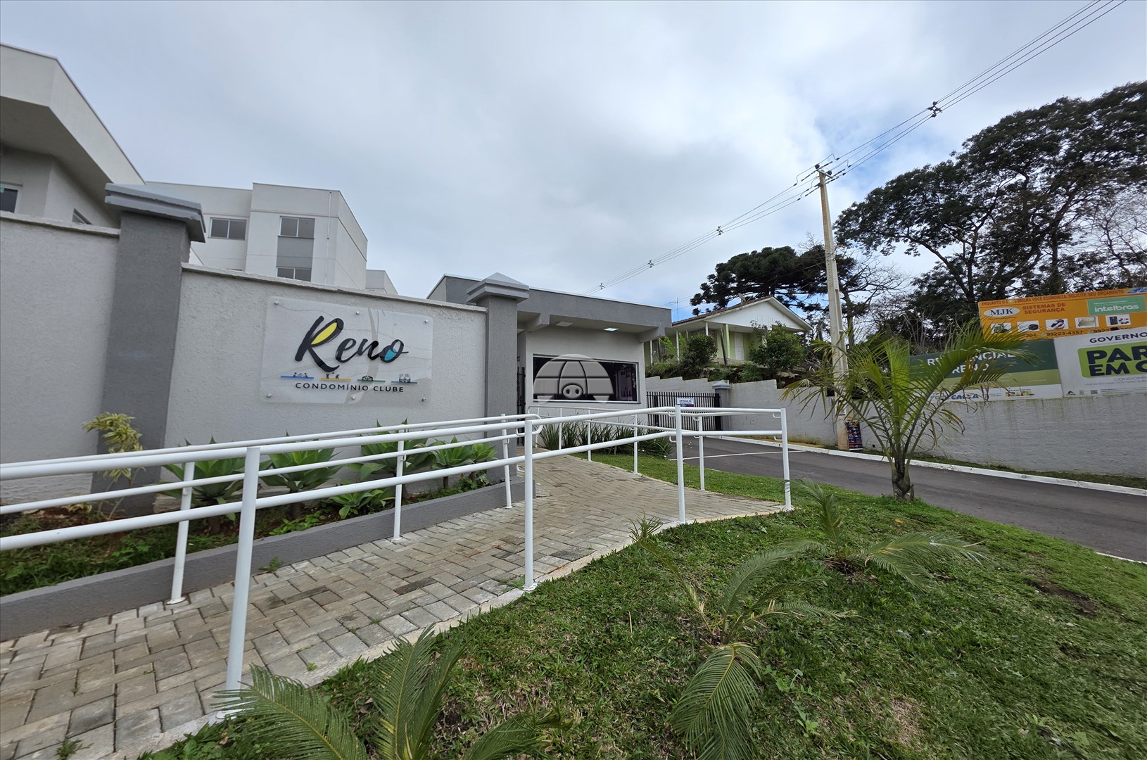 Apartamento à venda em Lamenha Grande, Almirante Tamandaré — Portal Chave Fácil