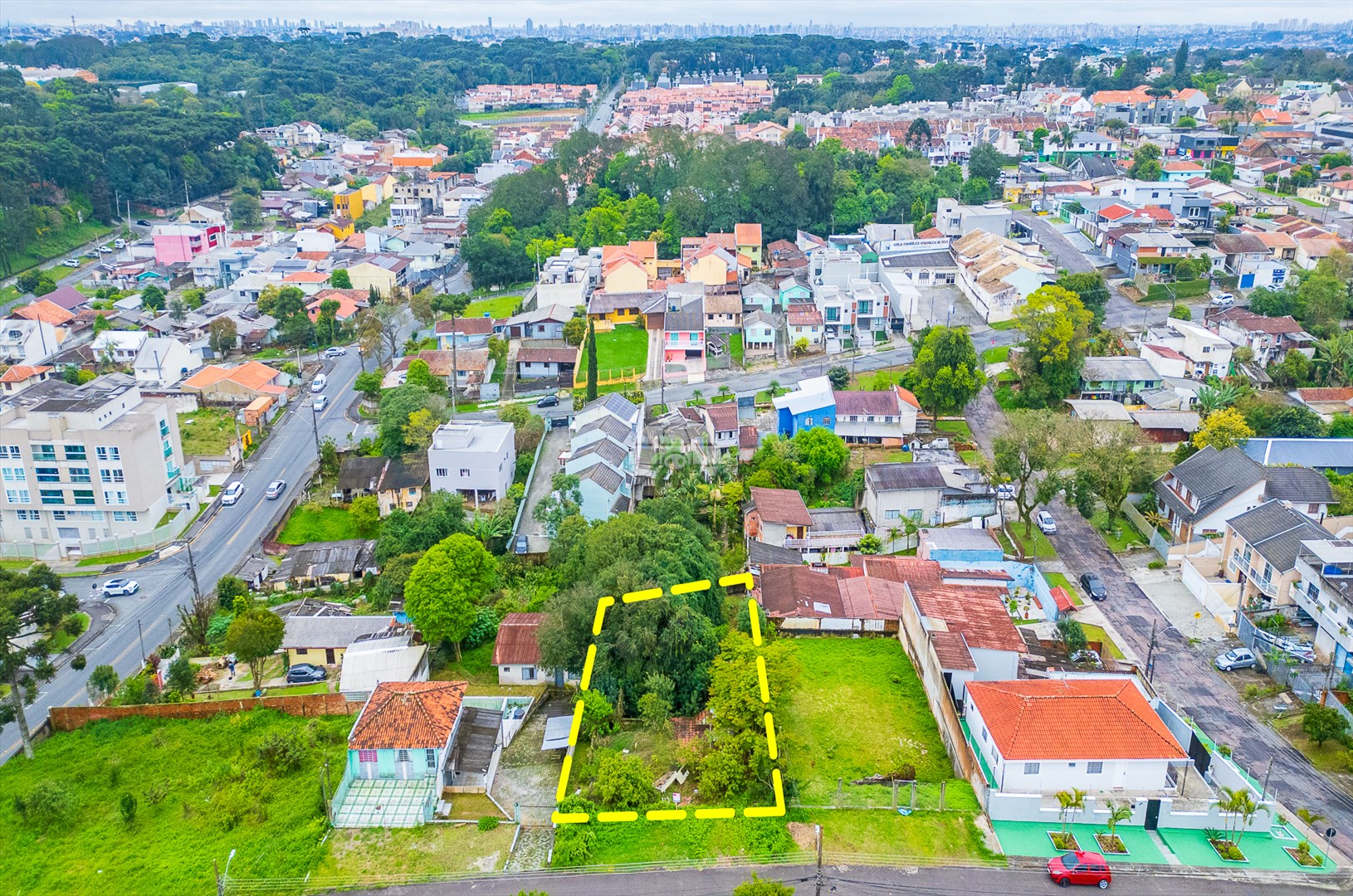 Terreno à venda em Boqueirão, Curitiba — Portal Chave Fácil